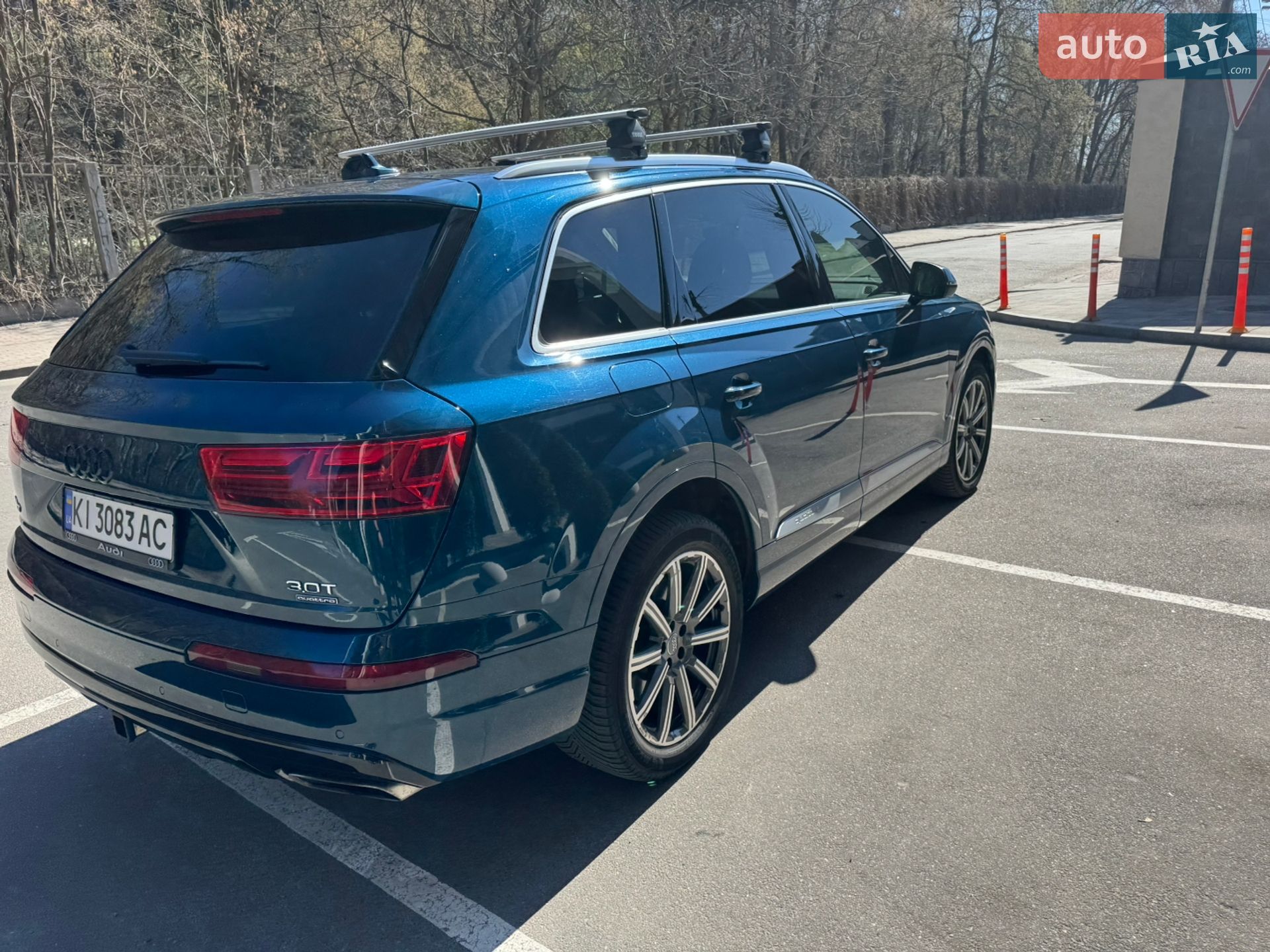 Audi Q7 2017 VIN WA1VAAF78JD023902 фото оголошення 19 з 26