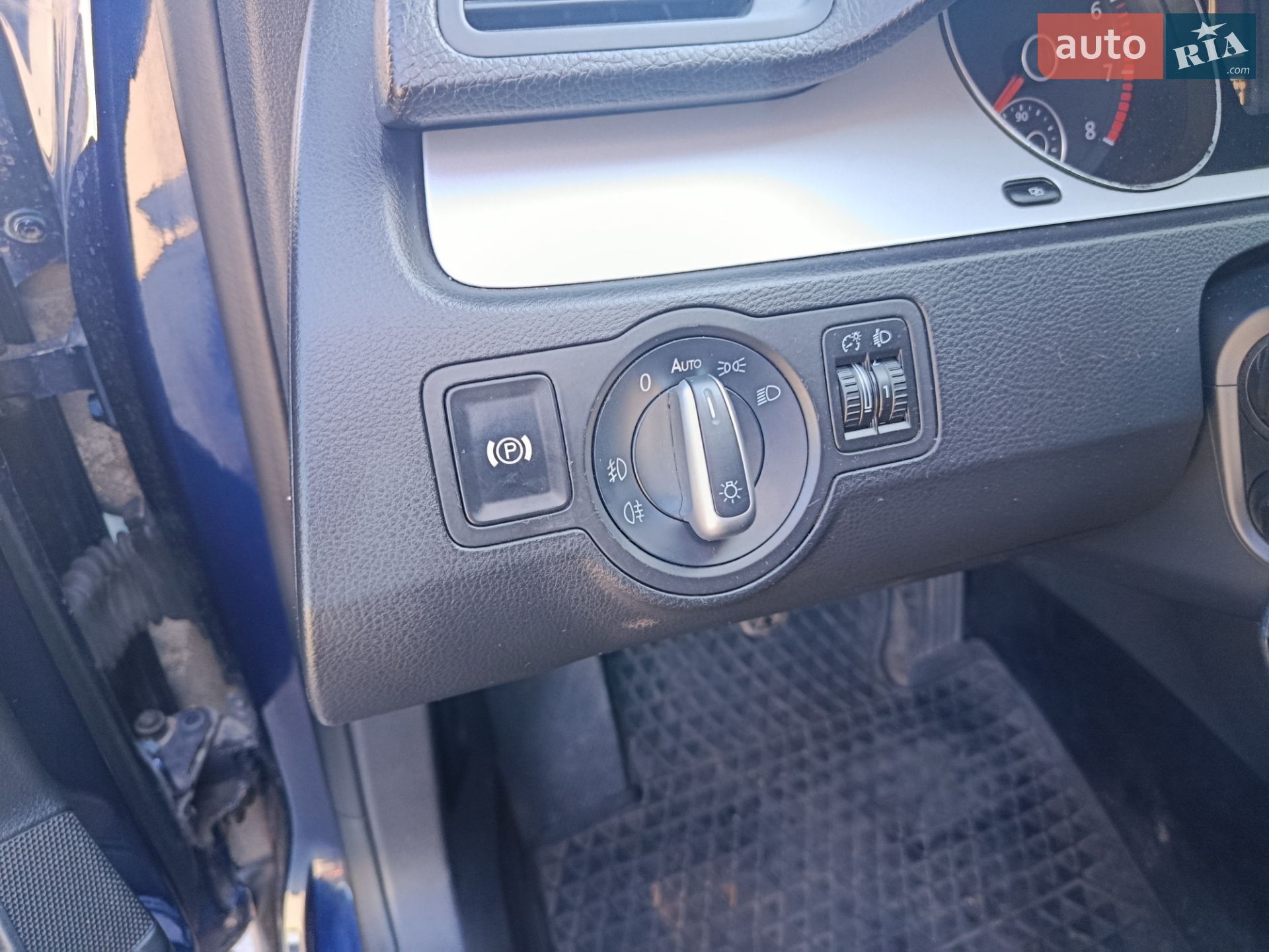Volkswagen Passat 2009 VIN WVWZZZ3CZAE027860 фото оголошення 4 з 15