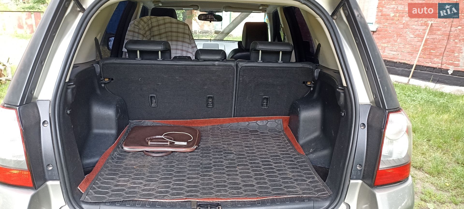 Land Rover Freelander 2011 VIN SALFA2DC6BH256423 фото оголошення 13 з 16