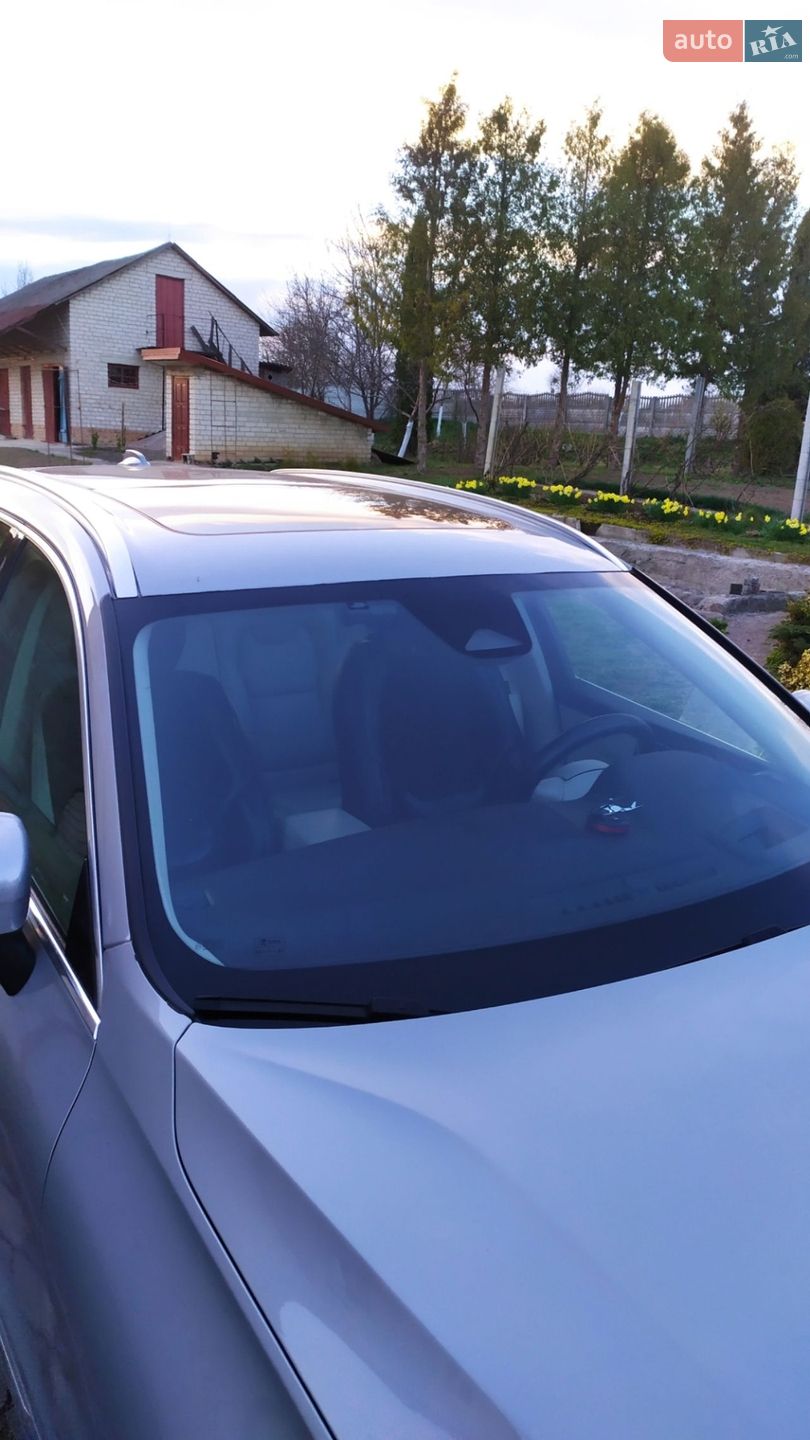 Volvo XC60 2022 VIN YV1UZK5VDN1079682 фото оголошення 33 з 38