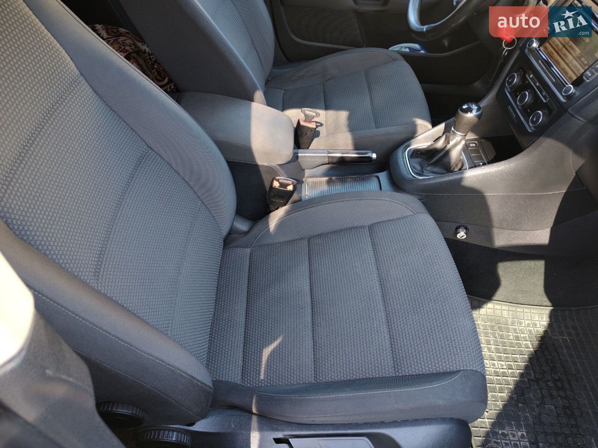 Volkswagen Golf 2013 VIN WVWZZZ1KZDM684635 фото оголошення 2 з 9