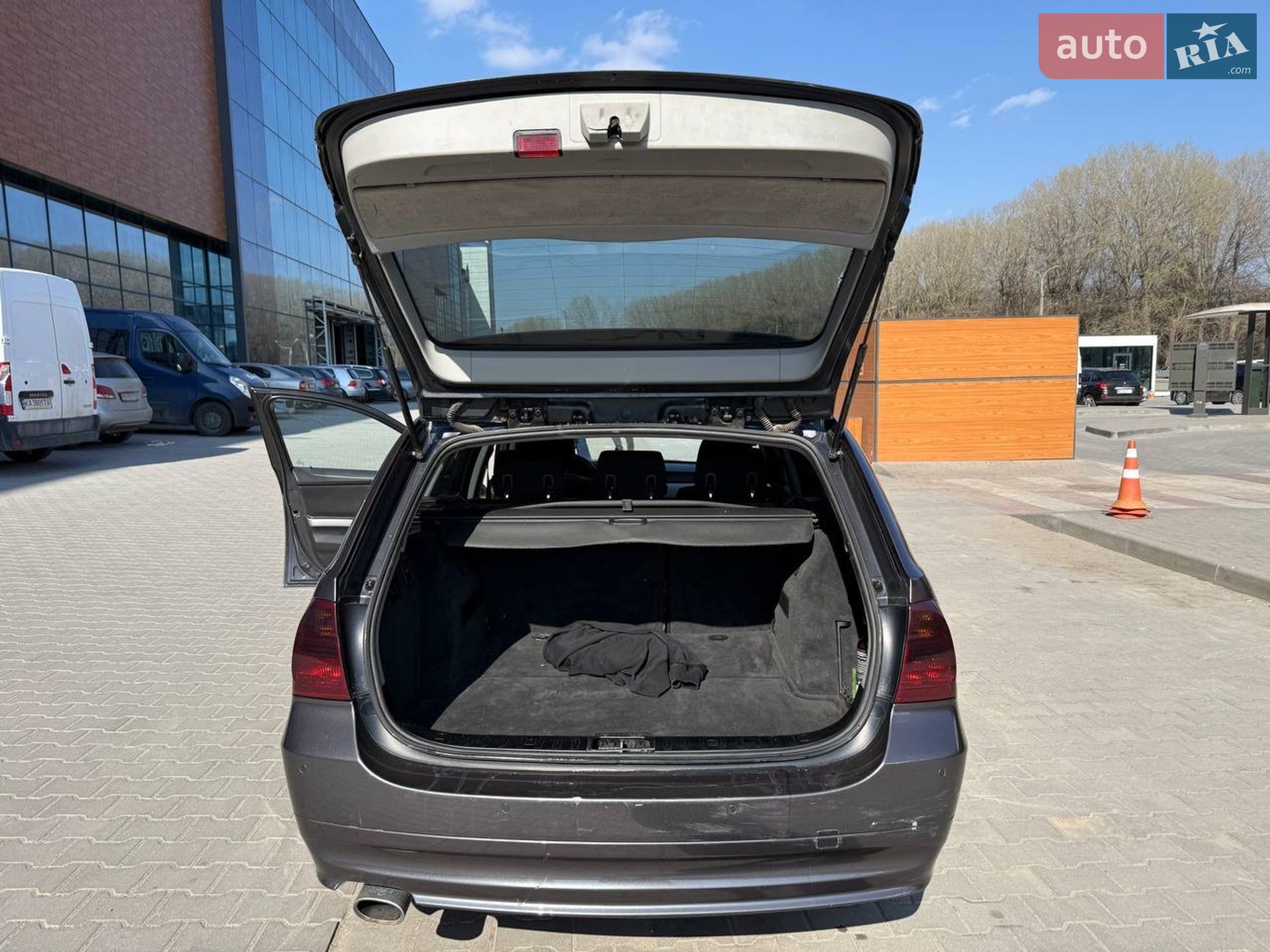 BMW 3 Series 2008 VIN WBAVW11020A276499 фото оголошення 8 з 20