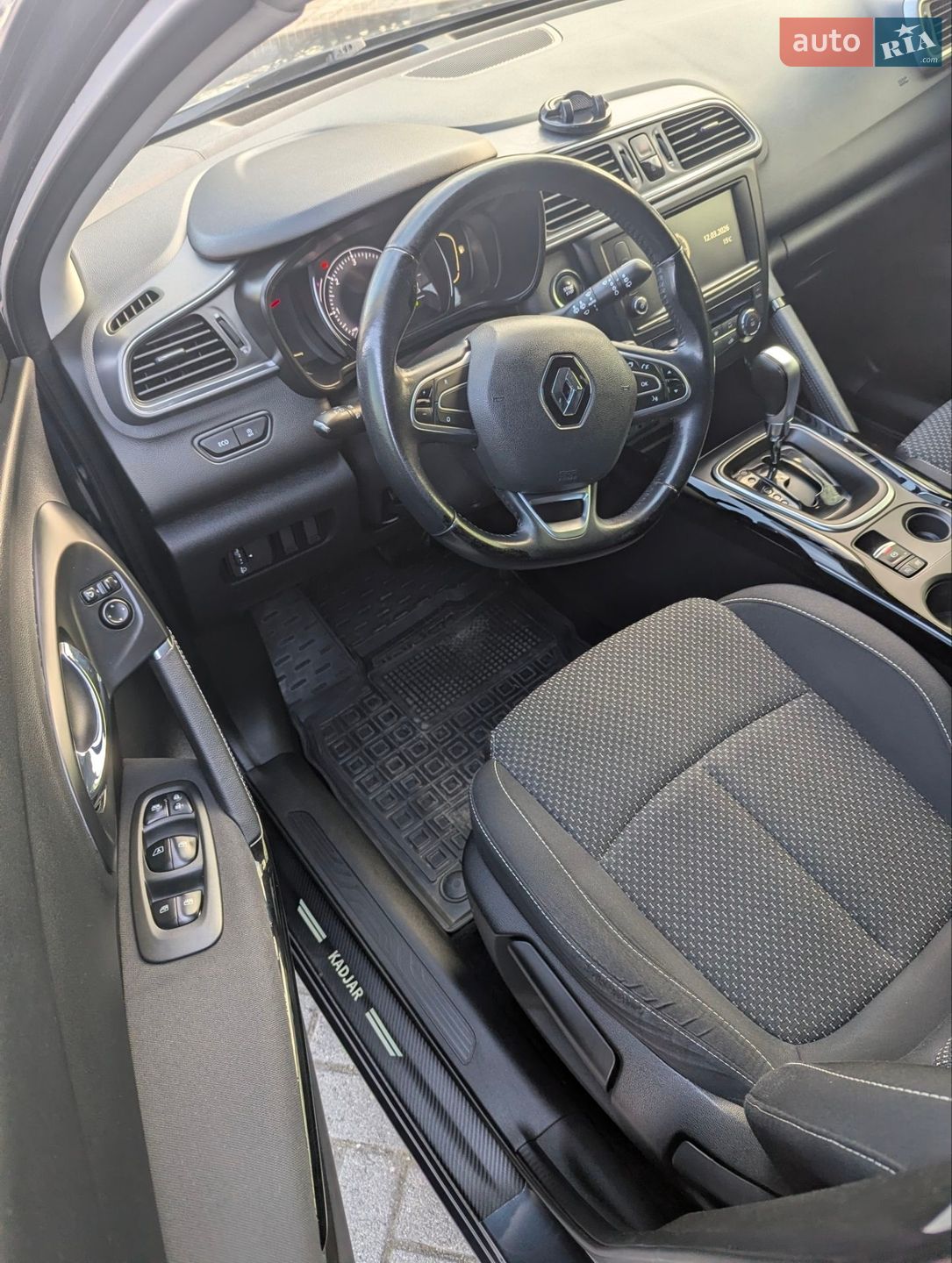 Renault Kadjar 2018 VIN VF1RFE00861071080 фото оголошення 32 з 37