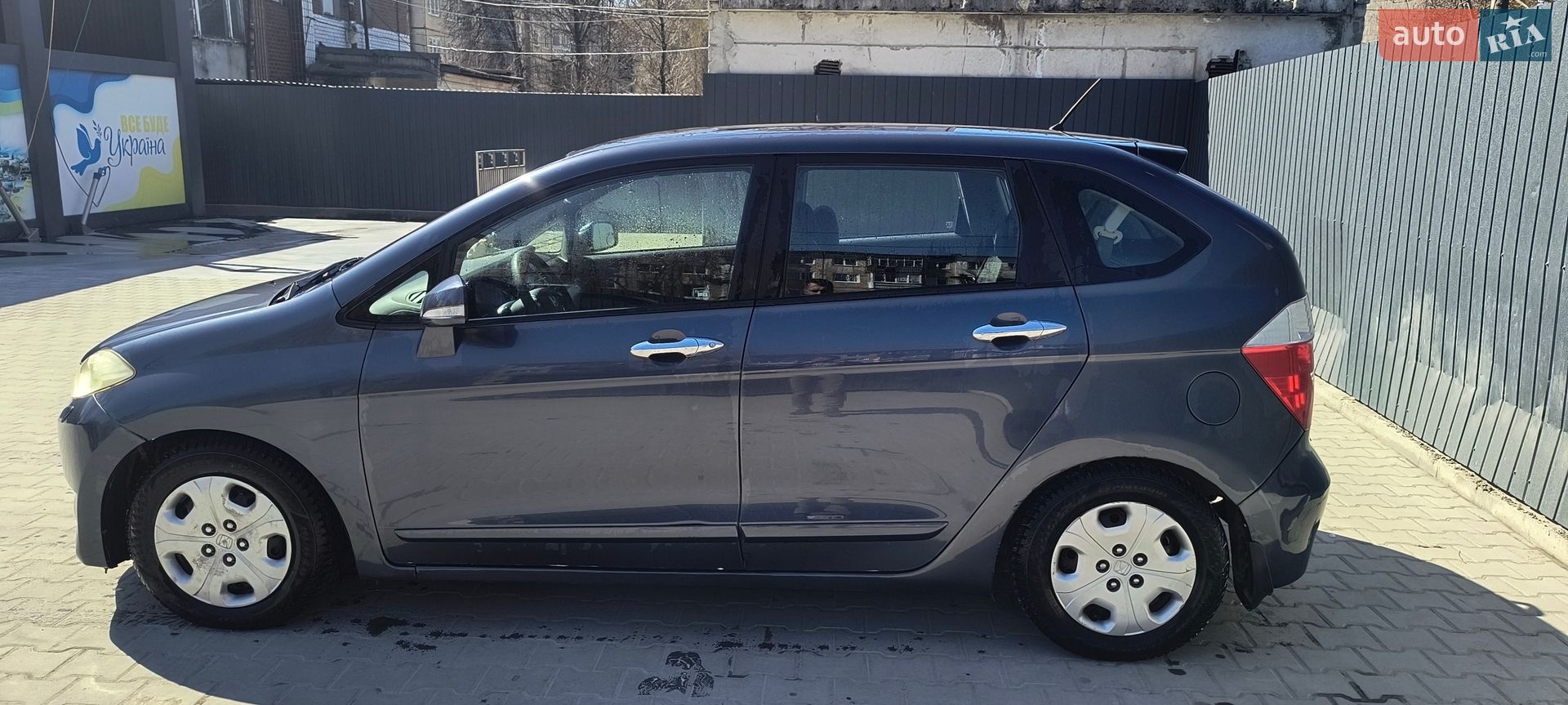 Honda FR-V 2005 VIN JHMBE17406S201868 фото оголошення 4 з 34
