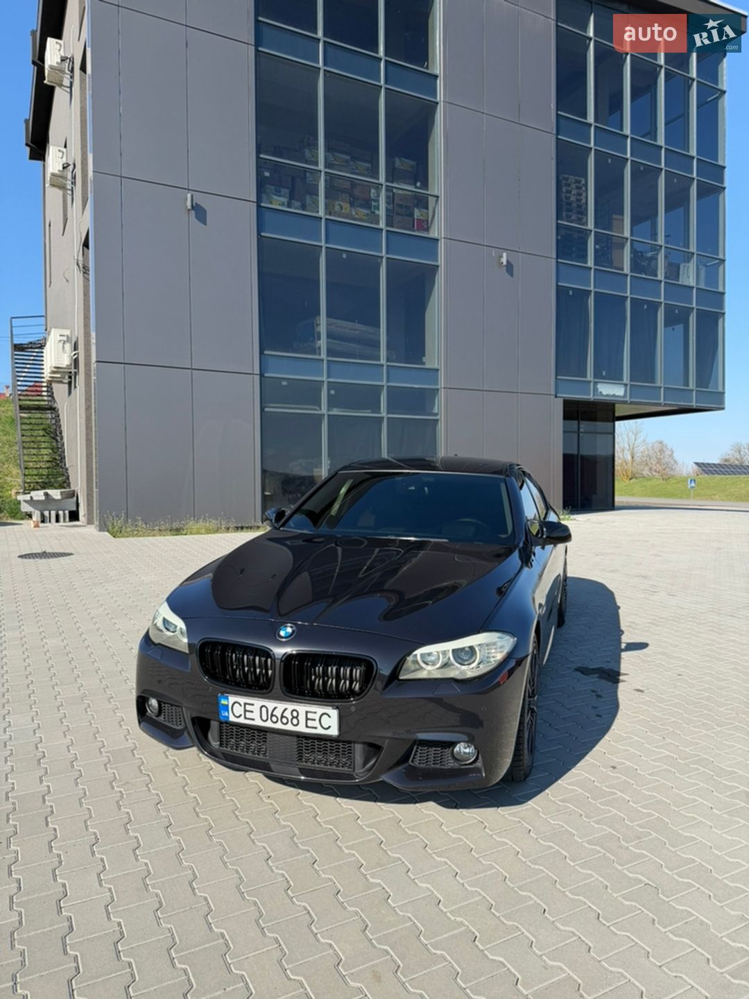 BMW 5 Series 2012 VIN WBAXA11040DX22934 фото оголошення 3 з 59