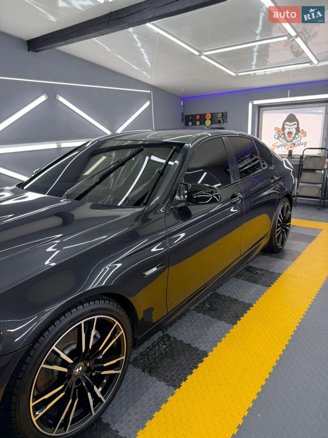 BMW 5 Series 2012 VIN WBAXA11040DX22934 фото оголошення 14 з 59