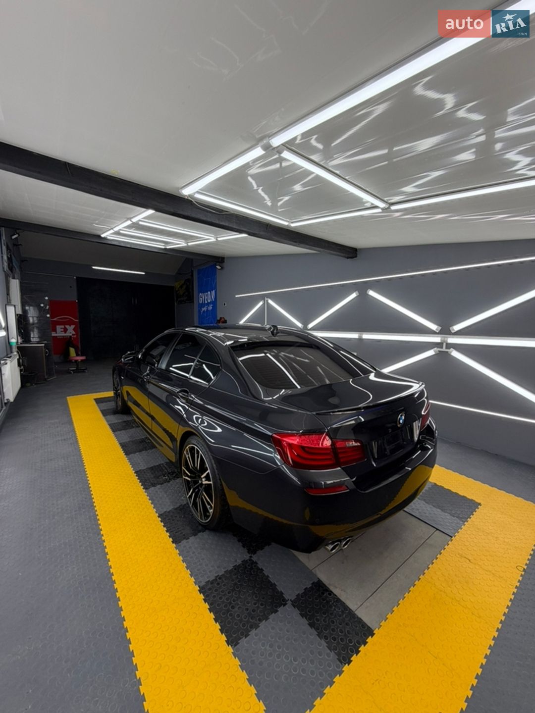 BMW 5 Series 2012 VIN WBAXA11040DX22934 фото оголошення 17 з 59