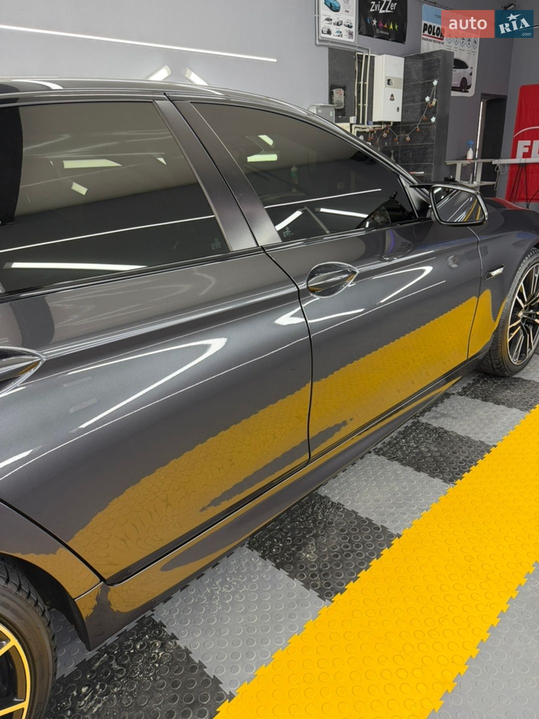 BMW 5 Series 2012 VIN WBAXA11040DX22934 фото оголошення 24 з 59