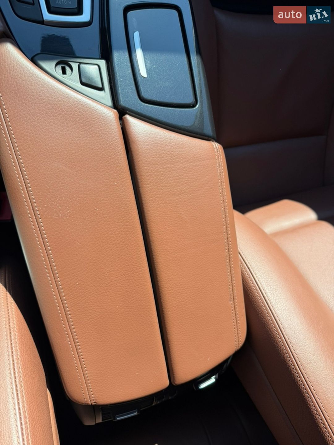 BMW 5 Series 2012 VIN WBAXA11040DX22934 фото оголошення 58 з 59