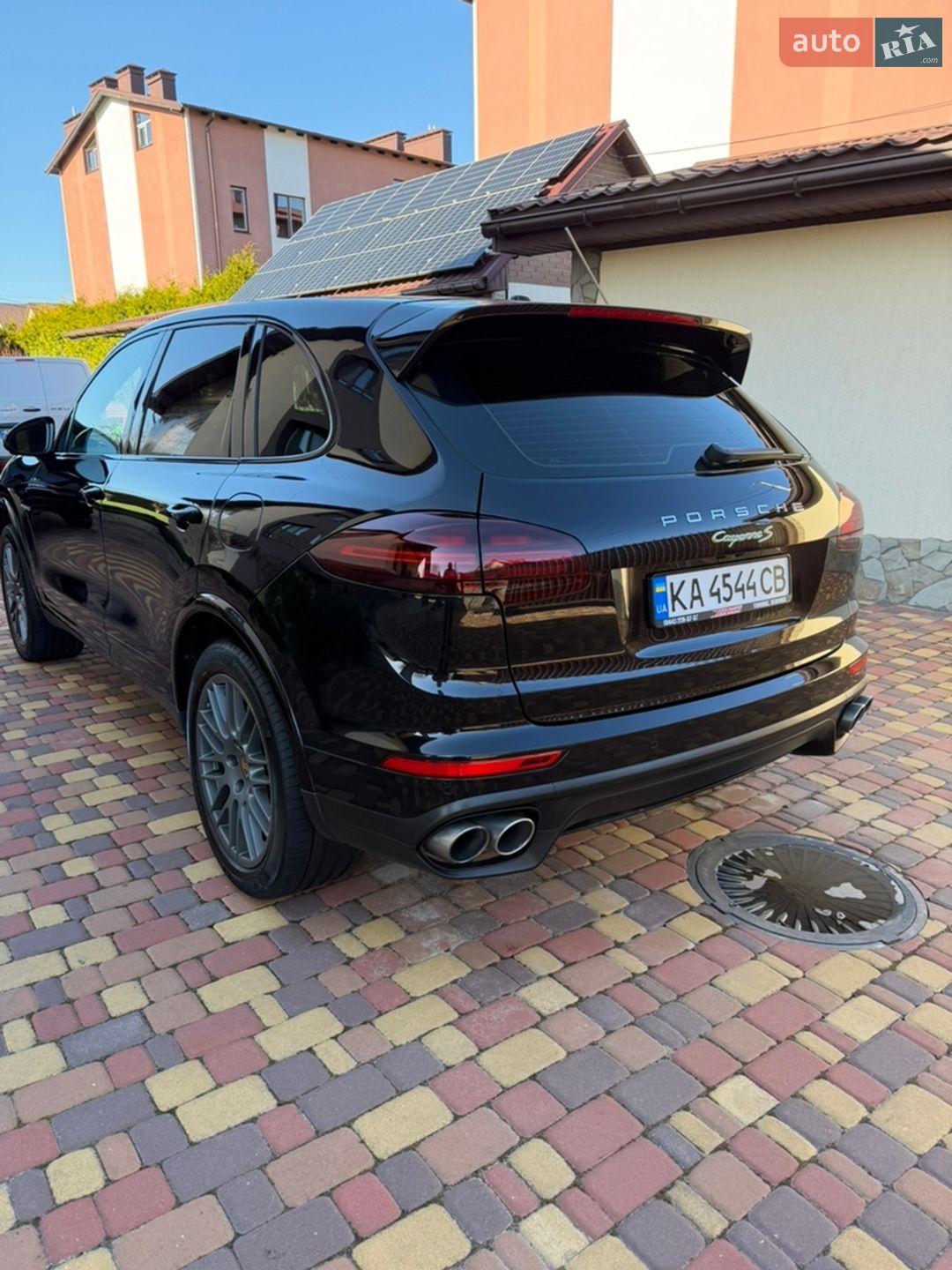 Porsche Cayenne 2017 VIN WP1AE2A21JLA70428 фото оголошення 3 з 23