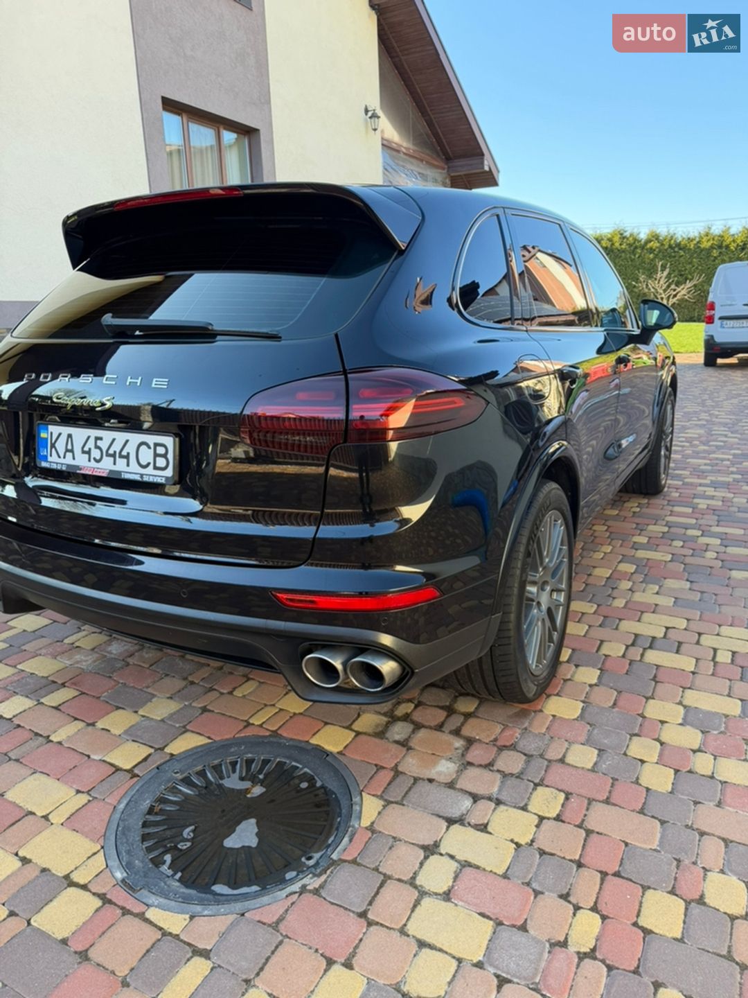 Porsche Cayenne 2017 VIN WP1AE2A21JLA70428 фото оголошення 6 з 23