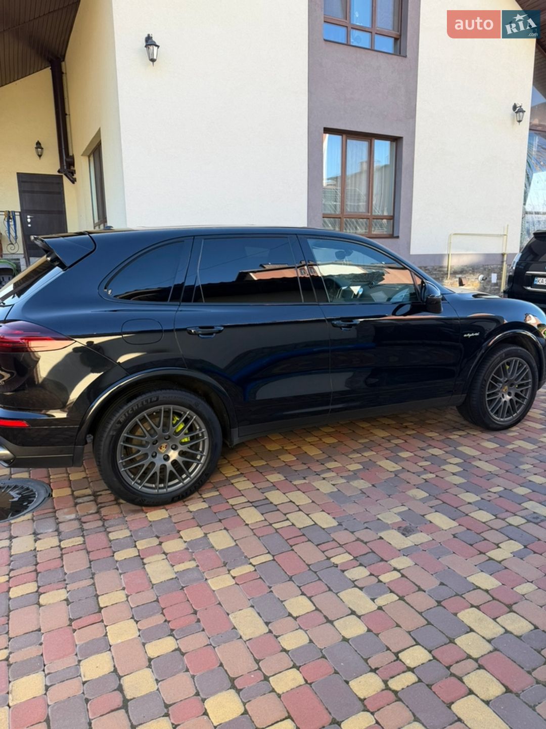 Porsche Cayenne 2017 VIN WP1AE2A21JLA70428 фото оголошення 9 з 23