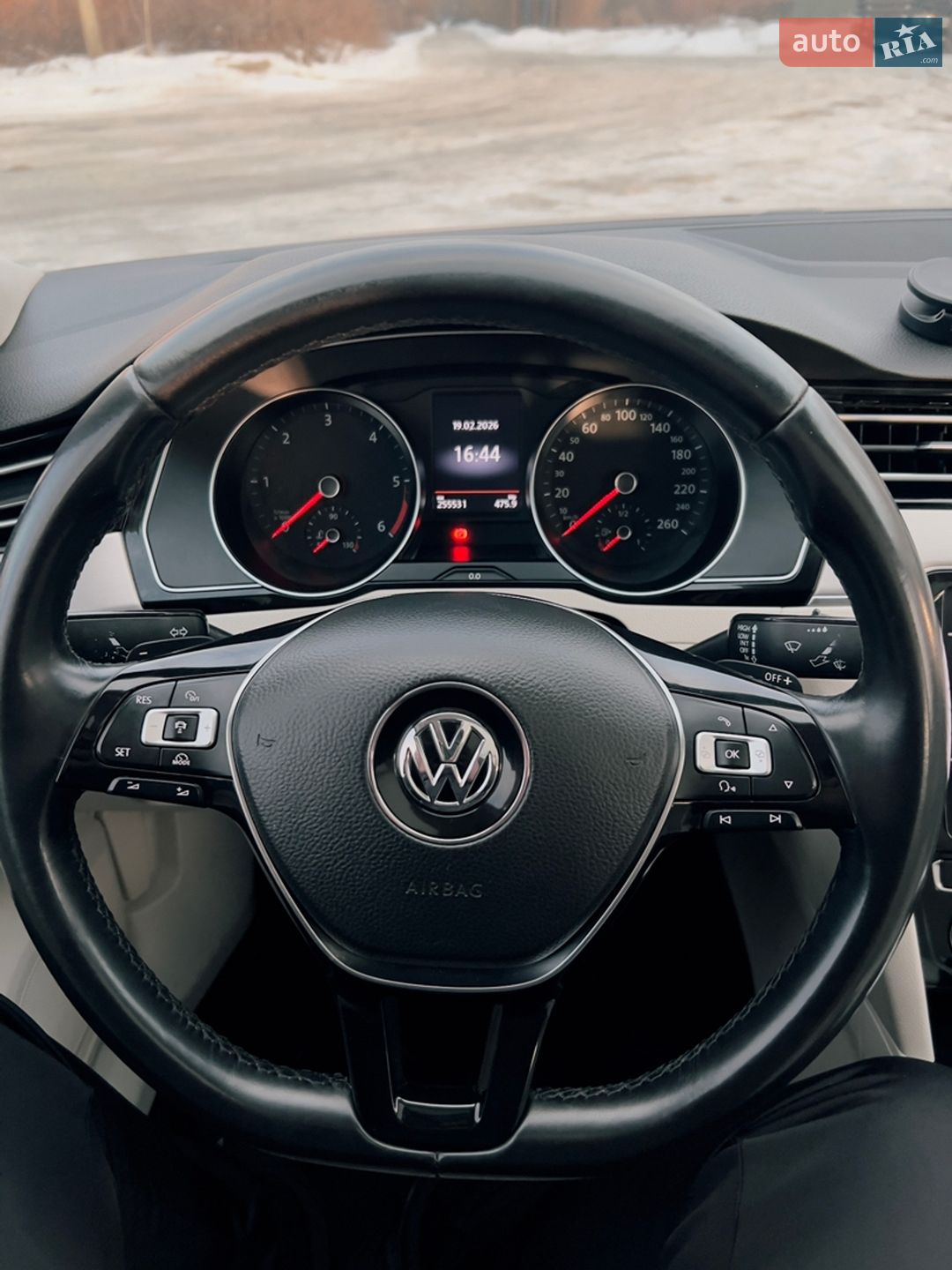 Volkswagen Passat 2018 VIN WVWZZZ3CZJE215751 фото оголошення 31 з 42