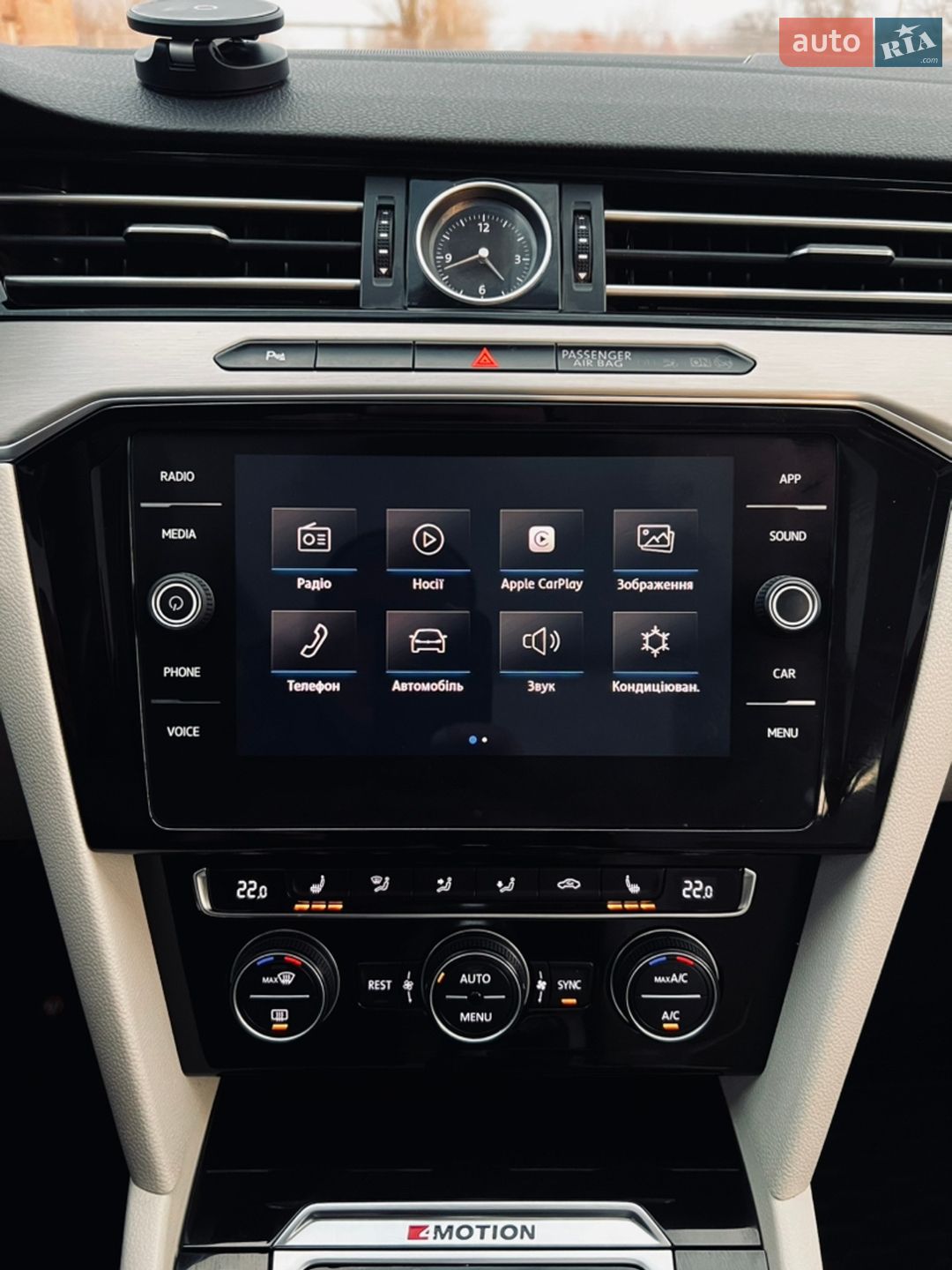 Volkswagen Passat 2018 VIN WVWZZZ3CZJE215751 фото оголошення 37 з 42
