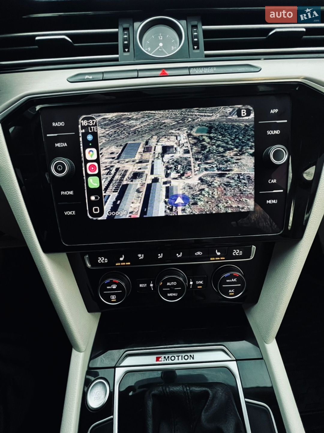 Volkswagen Passat 2018 VIN WVWZZZ3CZJE215751 фото оголошення 38 з 42