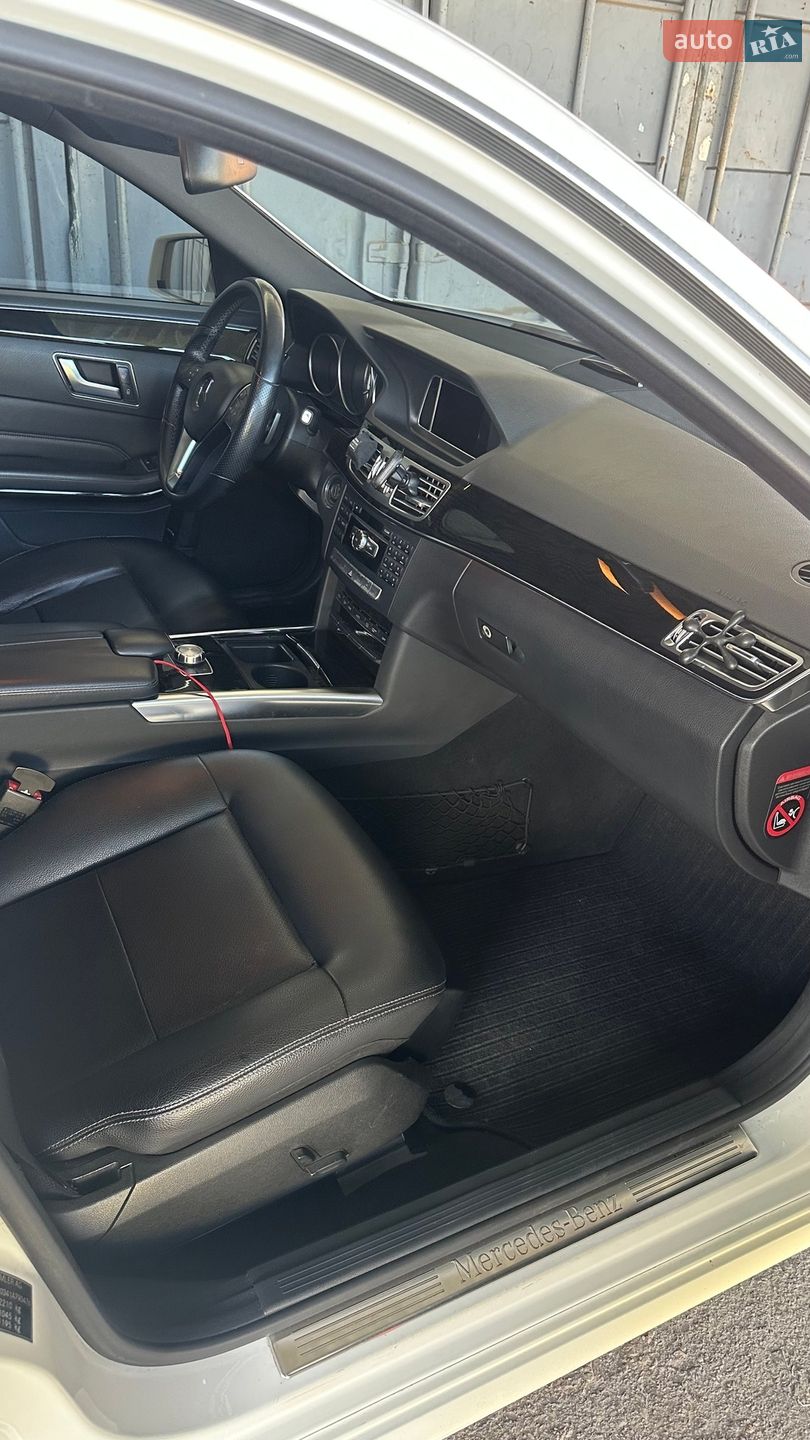 Mercedes-Benz E-Class 2013 VIN WDD2120341A790476 фото оголошення 30 з 34