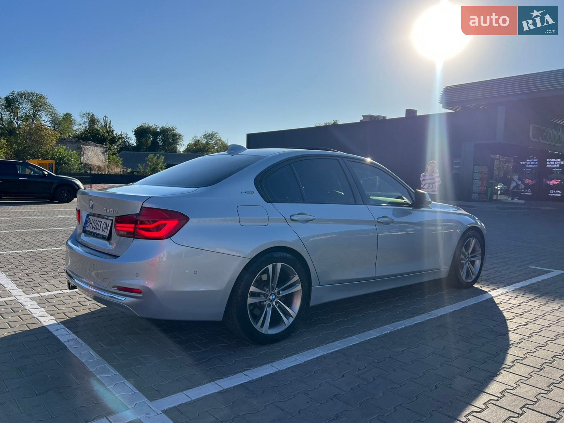 BMW 3 Series 2016 VIN WBA8E1C50GK479520 фото оголошення 5 з 28