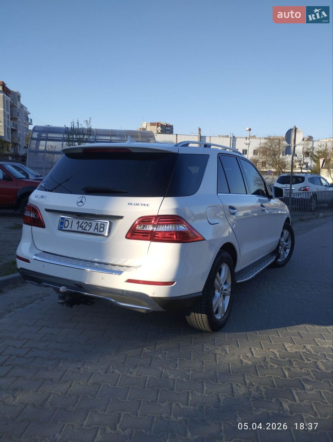 Mercedes-Benz M-Class 2014 VIN 4JGDA2EB9EA358067 фото оголошення 2 з 49