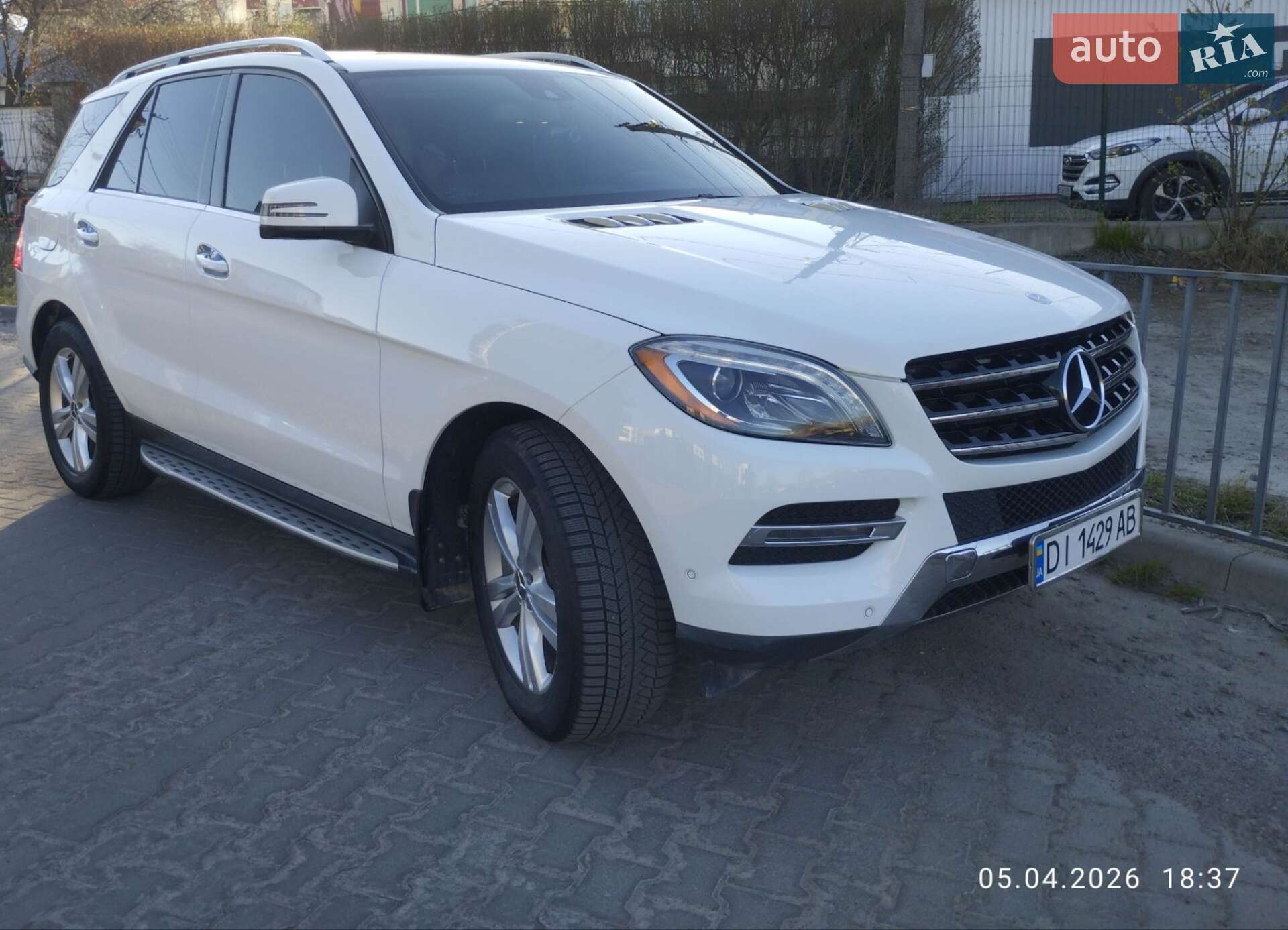 Mercedes-Benz M-Class 2014 VIN 4JGDA2EB9EA358067 фото оголошення 3 з 49