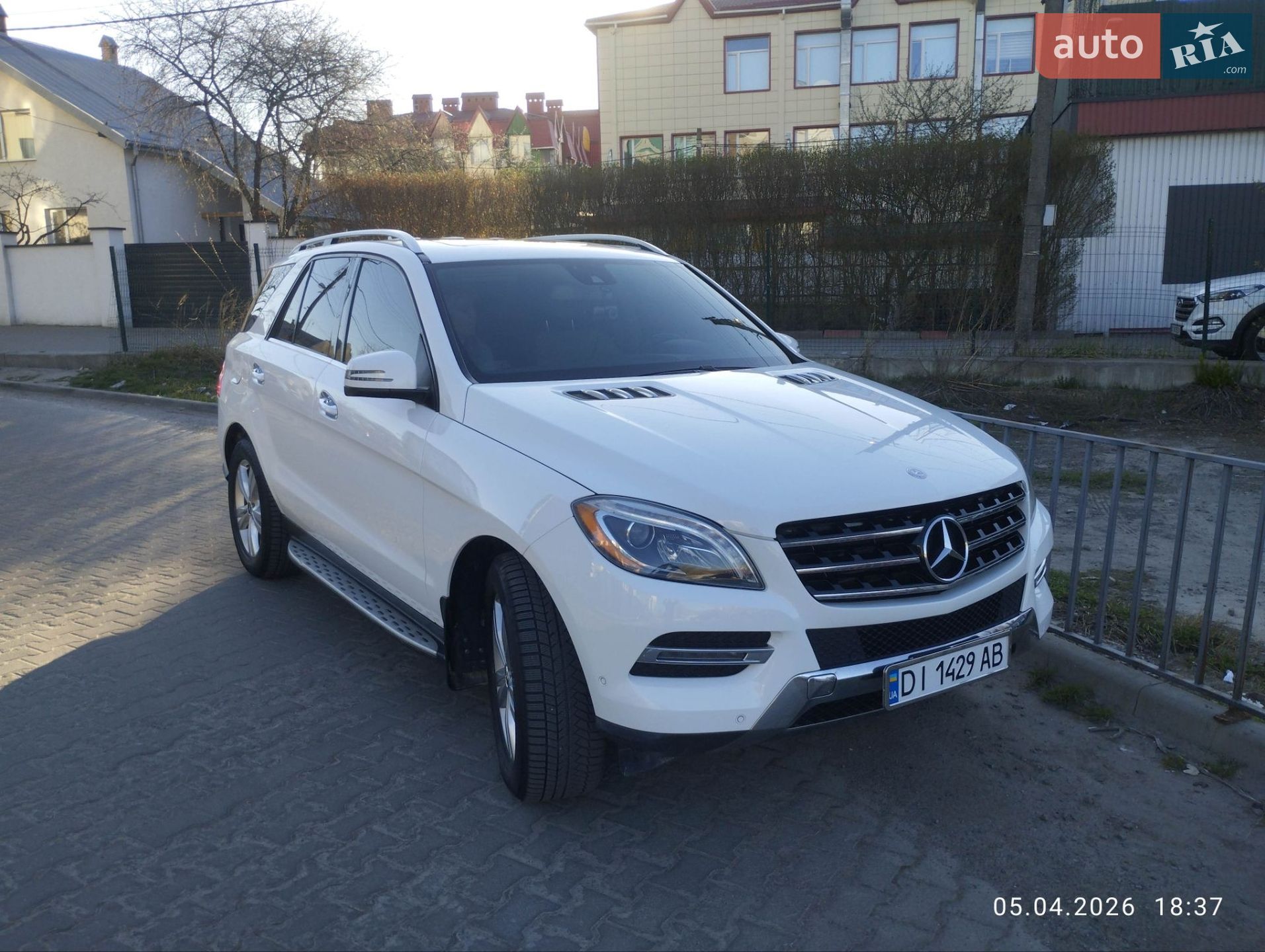 Mercedes-Benz M-Class 2014 VIN 4JGDA2EB9EA358067 фото оголошення 5 з 49