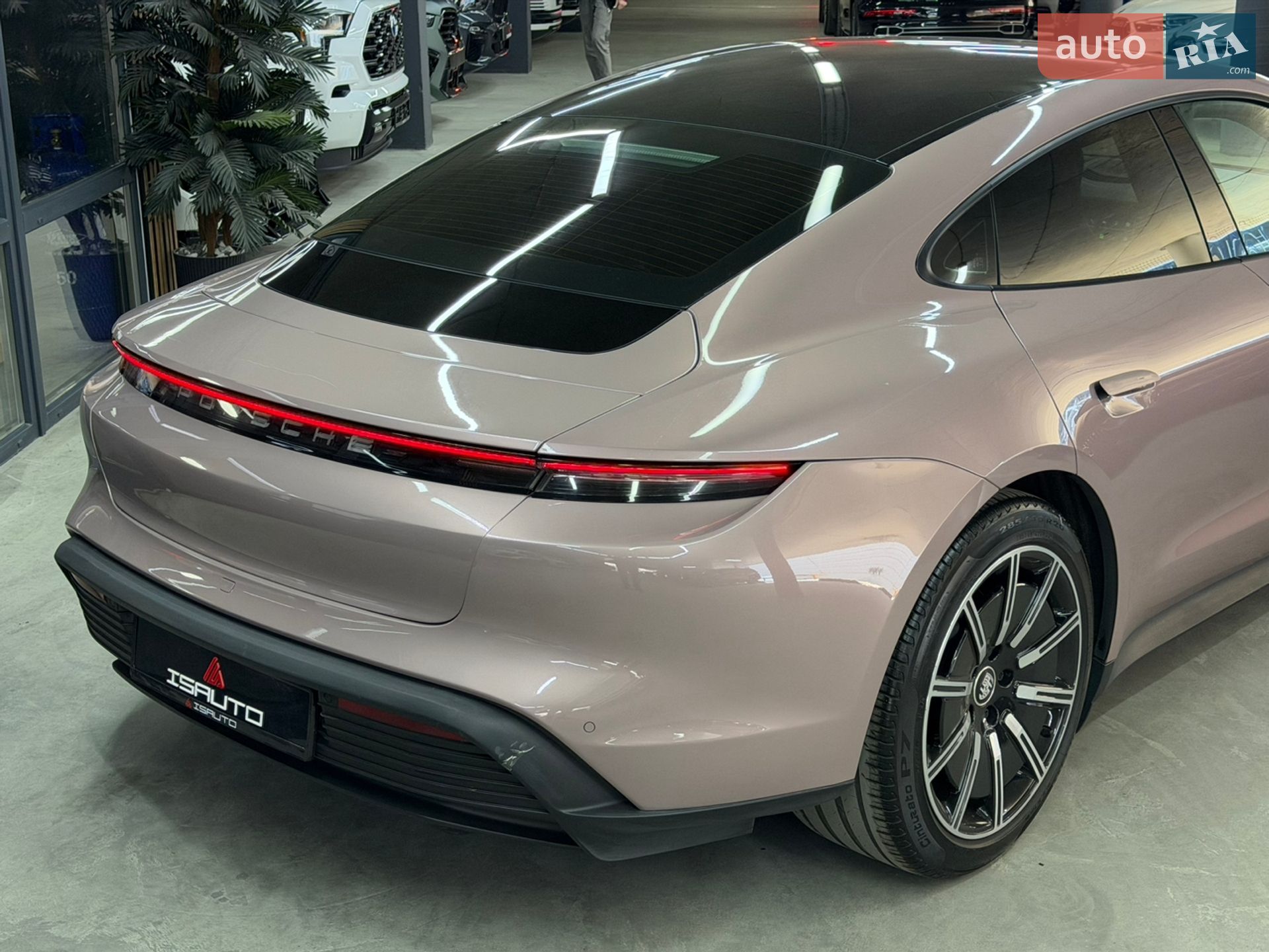 Porsche Taycan 2021 VIN WP0AA2Y19MSA19007 фото оголошення 17 з 31