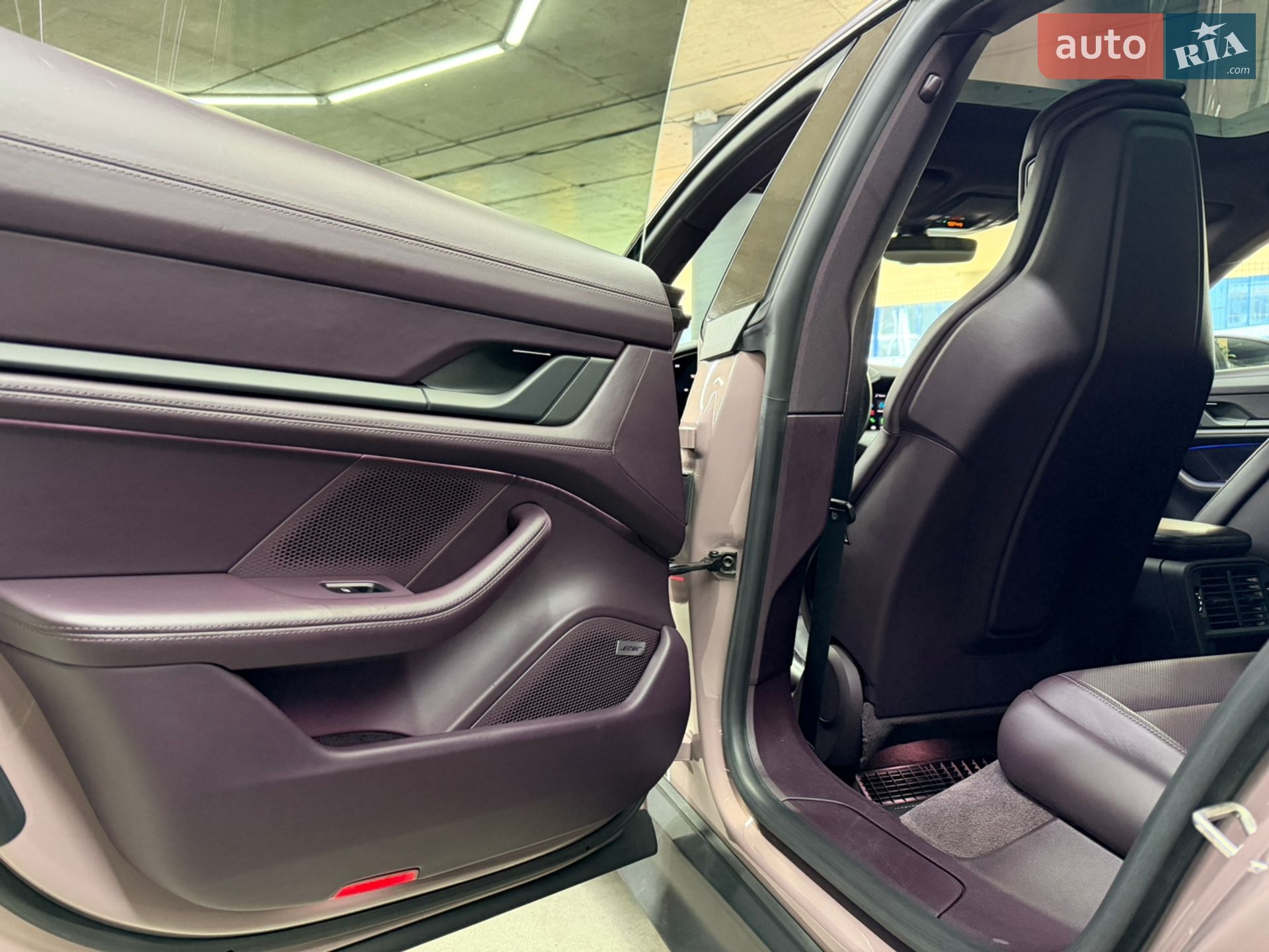 Porsche Taycan 2021 VIN WP0AA2Y19MSA19007 фото оголошення 23 з 31
