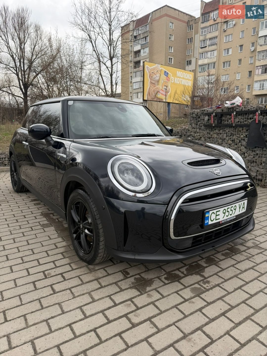 MINI Cooper 2023 VIN WMW11DJ0802U93516 фото оголошення 4 з 4