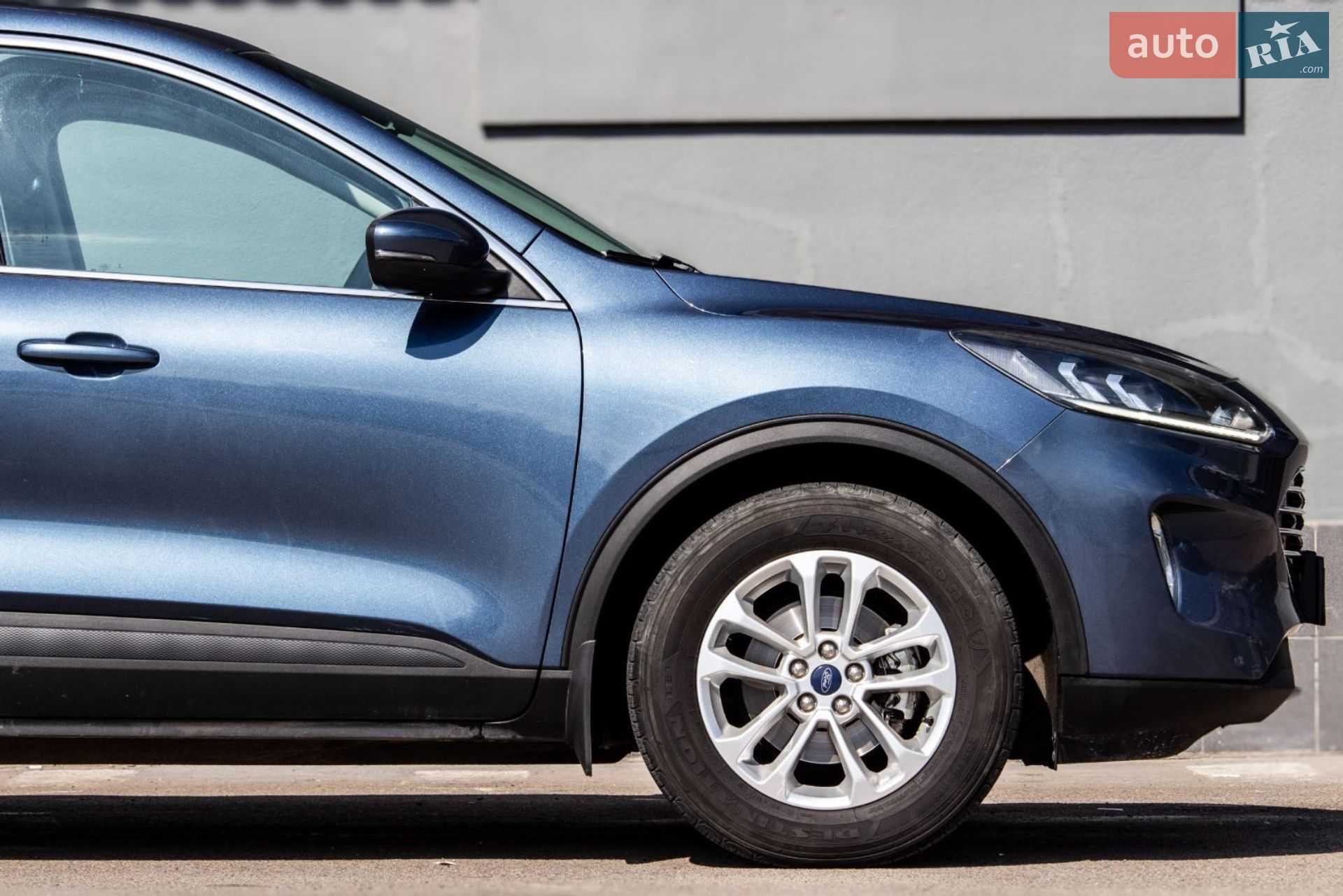 Ford Kuga 2020 VIN WF0FXXWPMFLL43149 фото оголошення 3 з 59