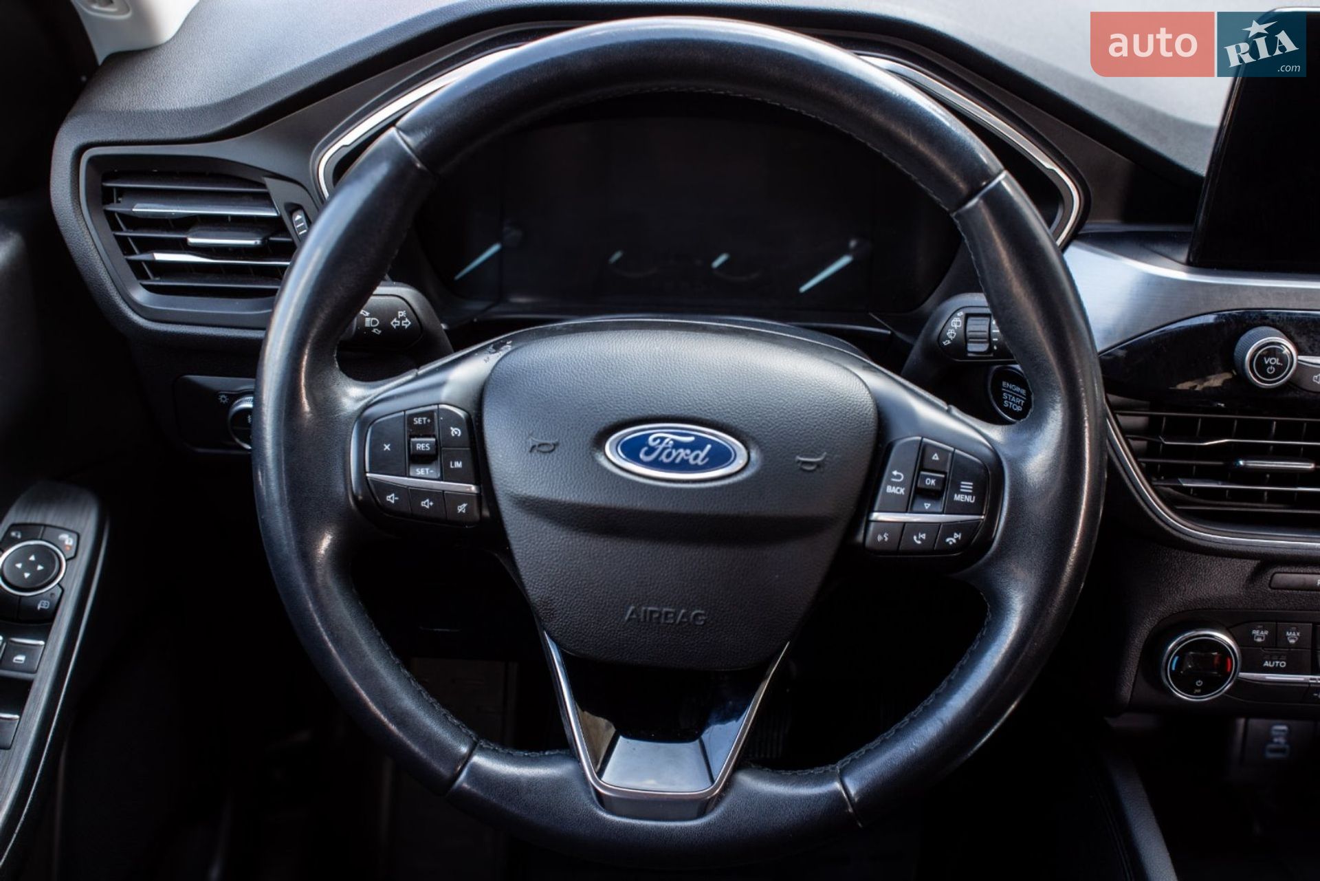 Ford Kuga 2020 VIN WF0FXXWPMFLL43149 фото оголошення 40 з 59