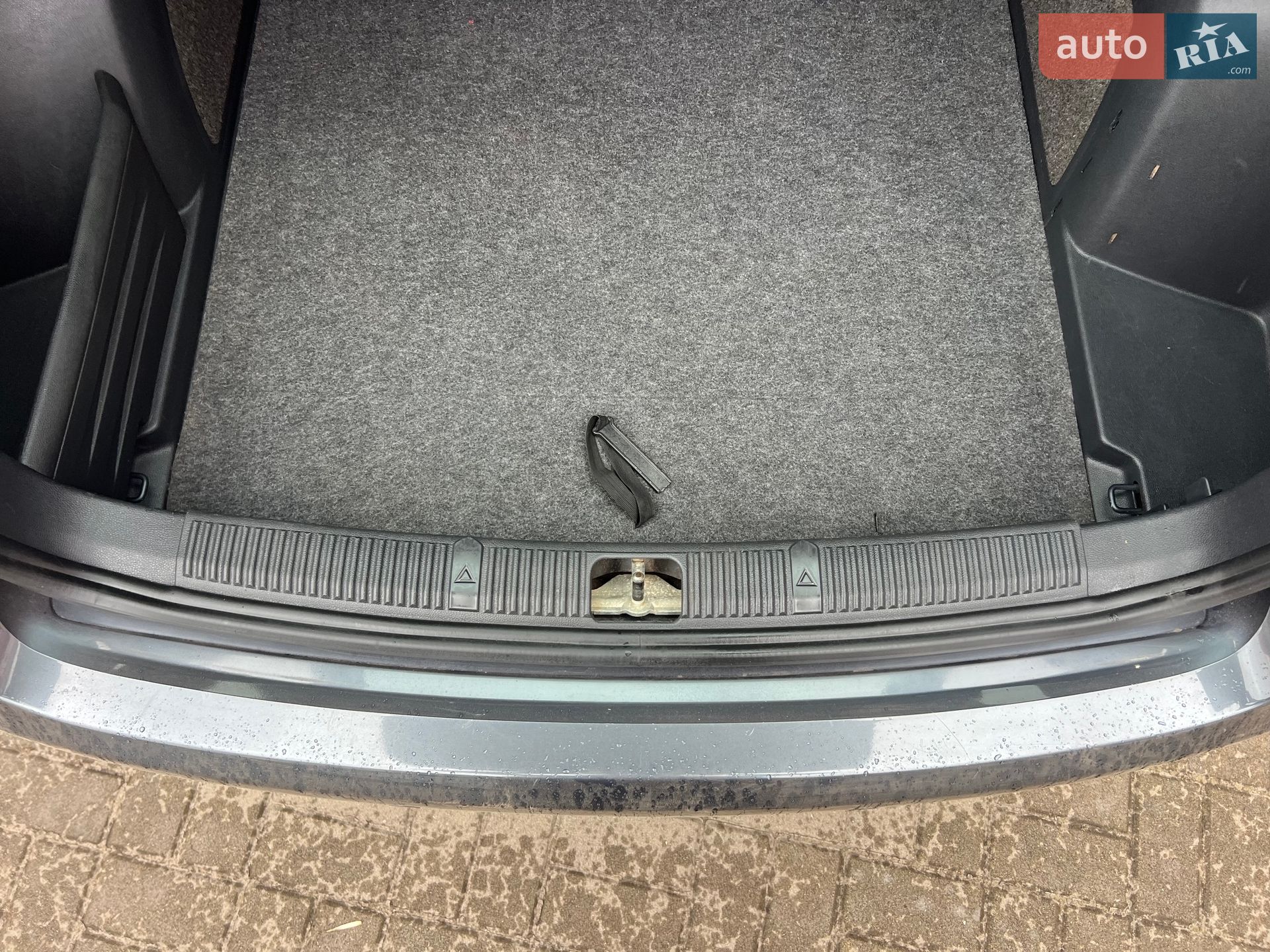 Skoda Fabia 2010 VIN TMBGC65J1A3088518 фото оголошення 41 з 63