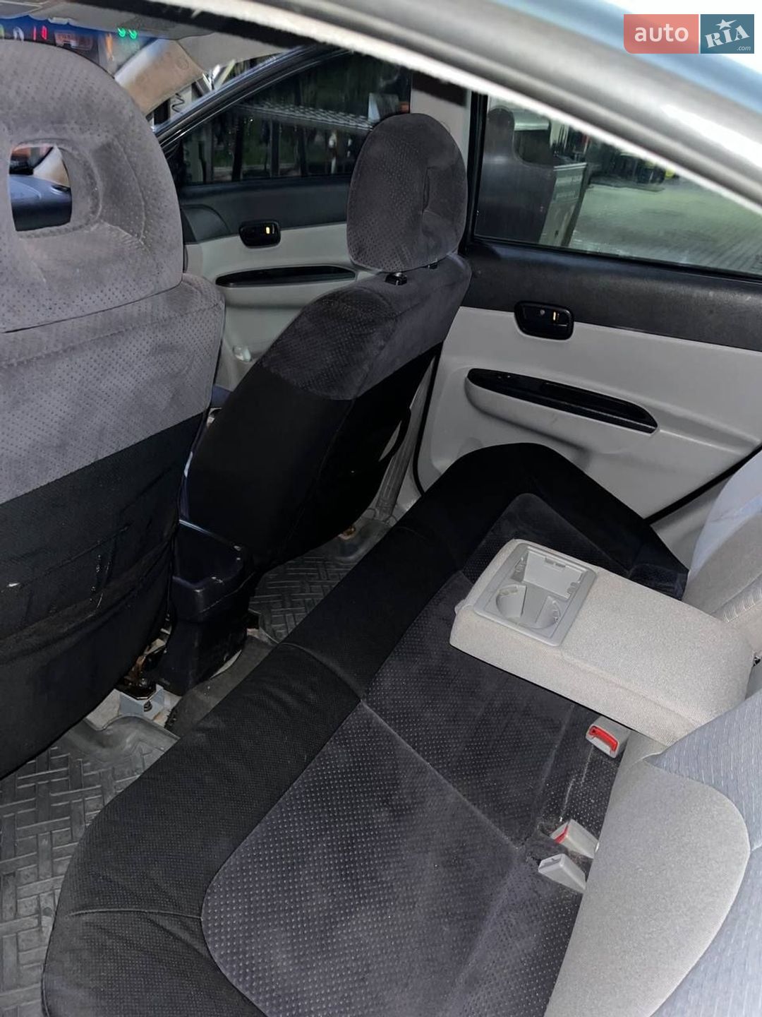 Hyundai Accent 2008 VIN Y6LCM41AP8L005668 фото оголошення 13 з 16