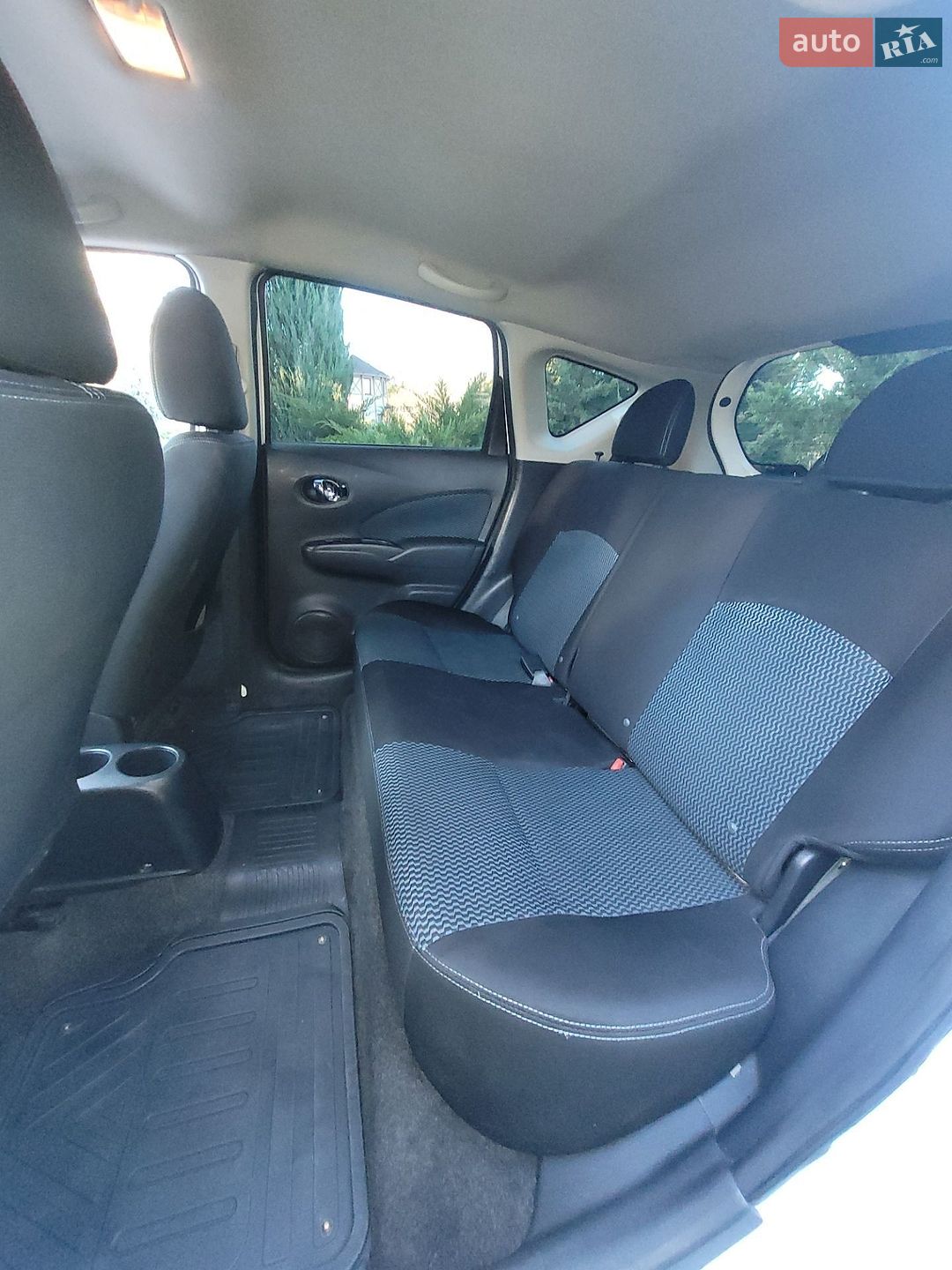 Nissan Versa Note 2016 VIN 3N1CE2CP0GL385661 фото оголошення 6 з 20