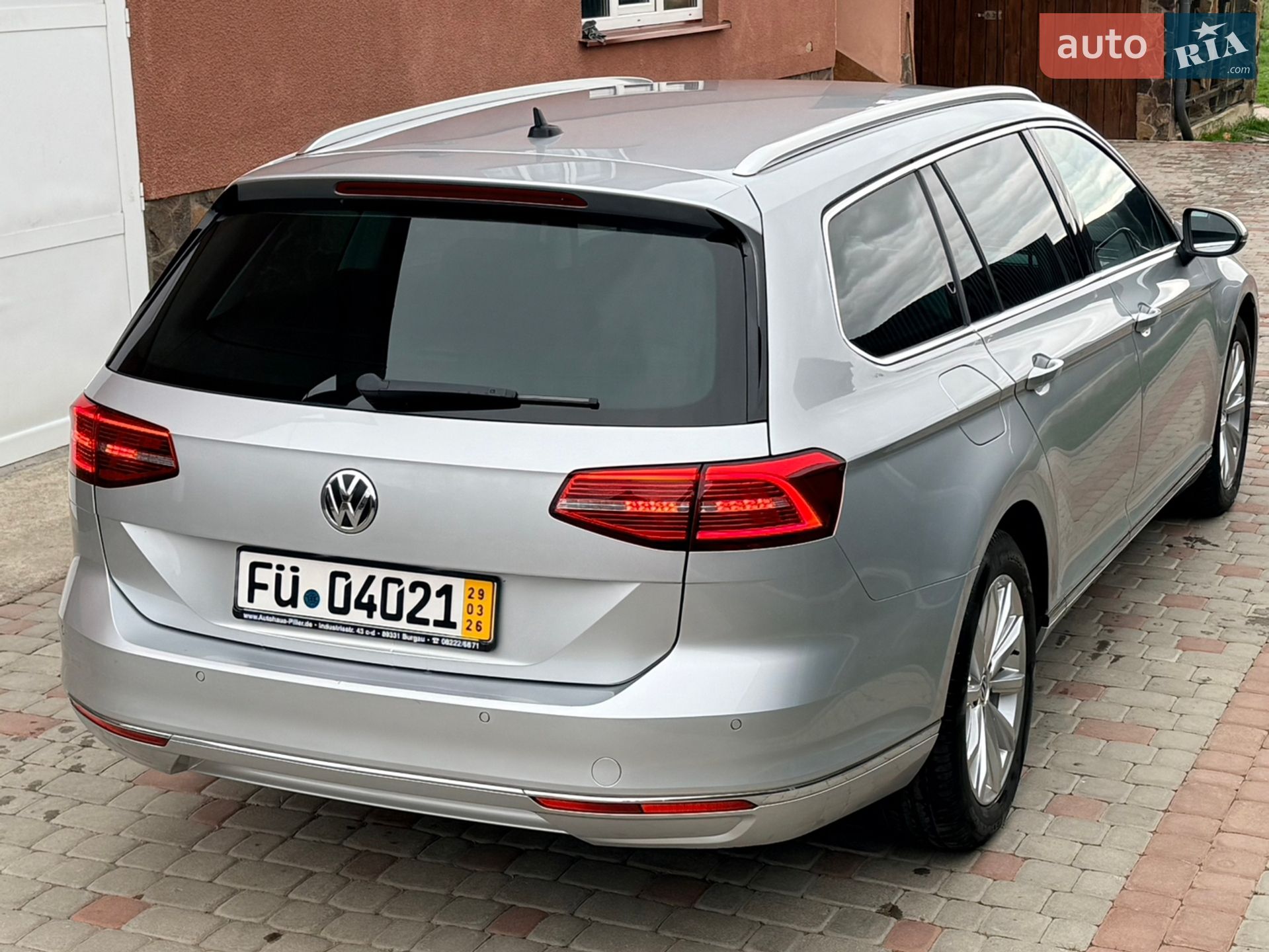 Volkswagen Passat 2019 VIN WVWZZZ3CZKE088465 фото оголошення 34 з 59