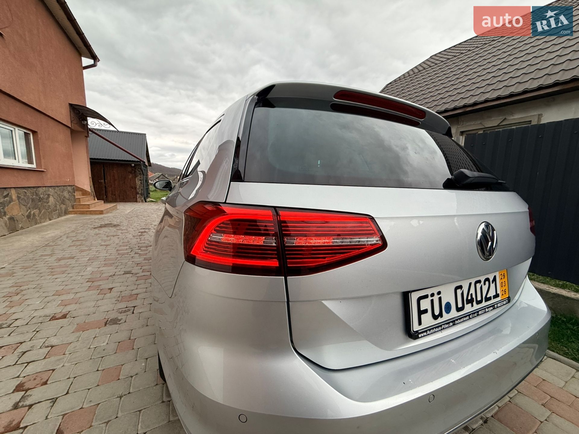 Volkswagen Passat 2019 VIN WVWZZZ3CZKE088465 фото оголошення 46 з 59