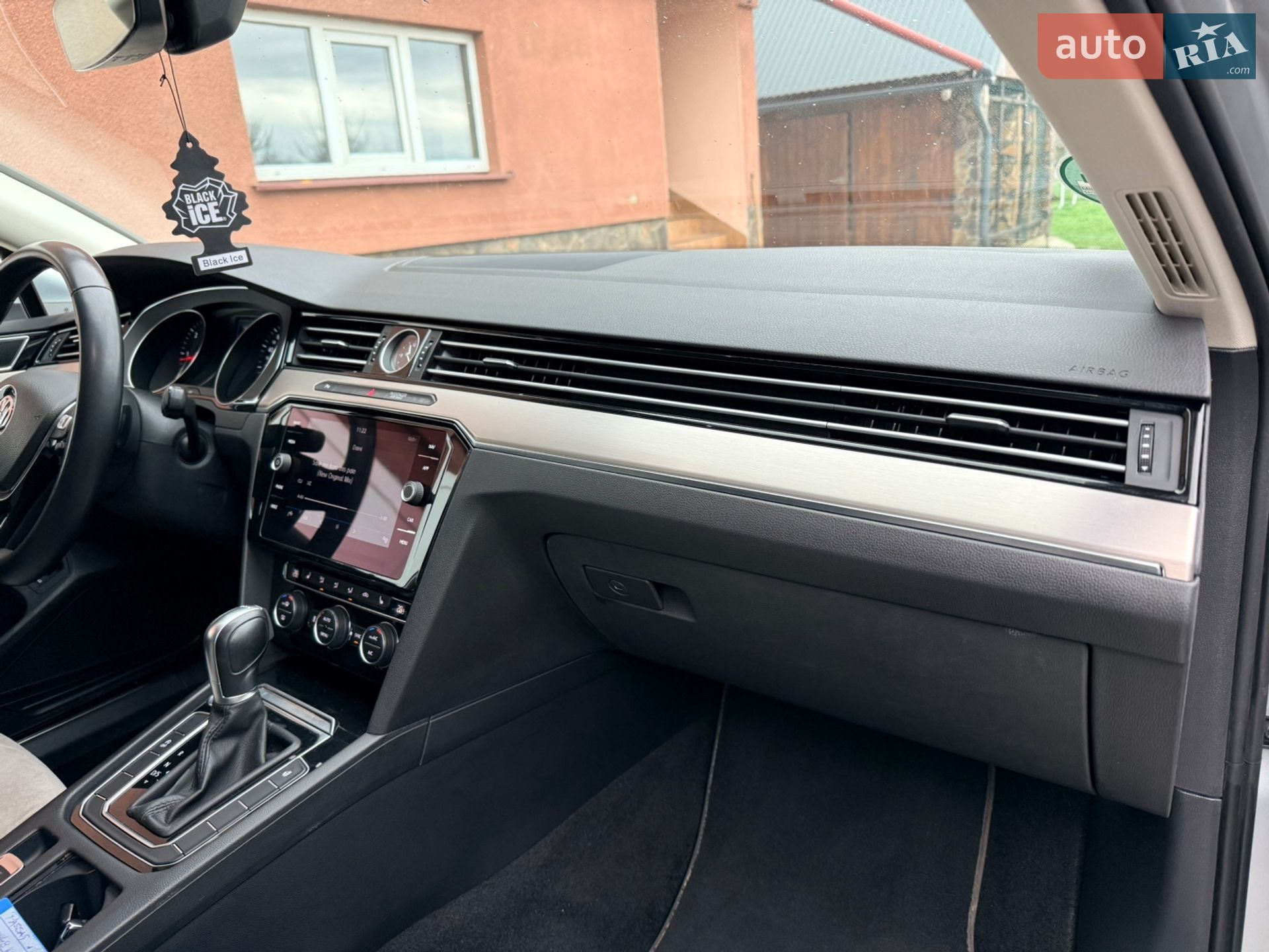 Volkswagen Passat 2019 VIN WVWZZZ3CZKE088465 фото оголошення 51 з 59
