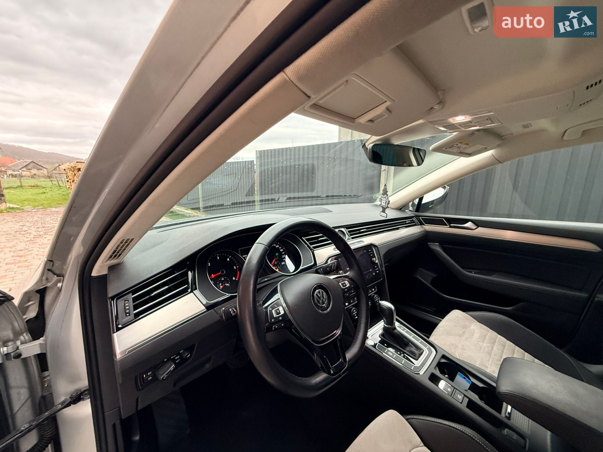 Volkswagen Passat 2019 VIN WVWZZZ3CZKE088465 фото оголошення 52 з 59