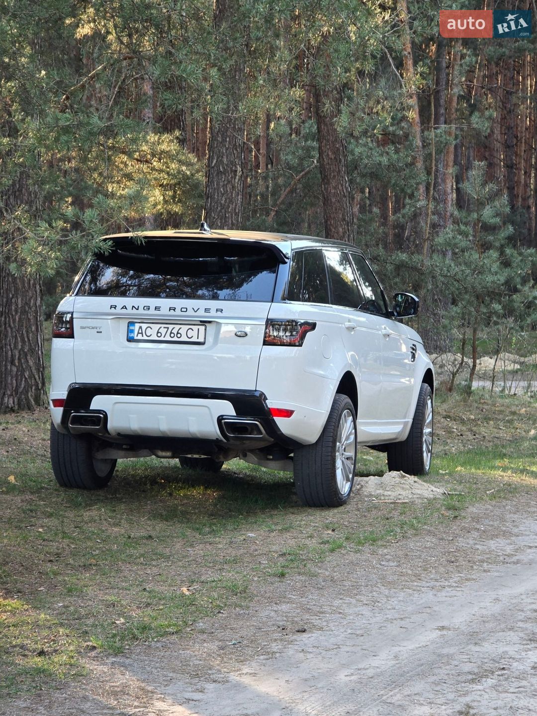 Land Rover Range Rover Sport 2020 VIN SALWR2SU1LA739980 фото оголошення 3 з 26