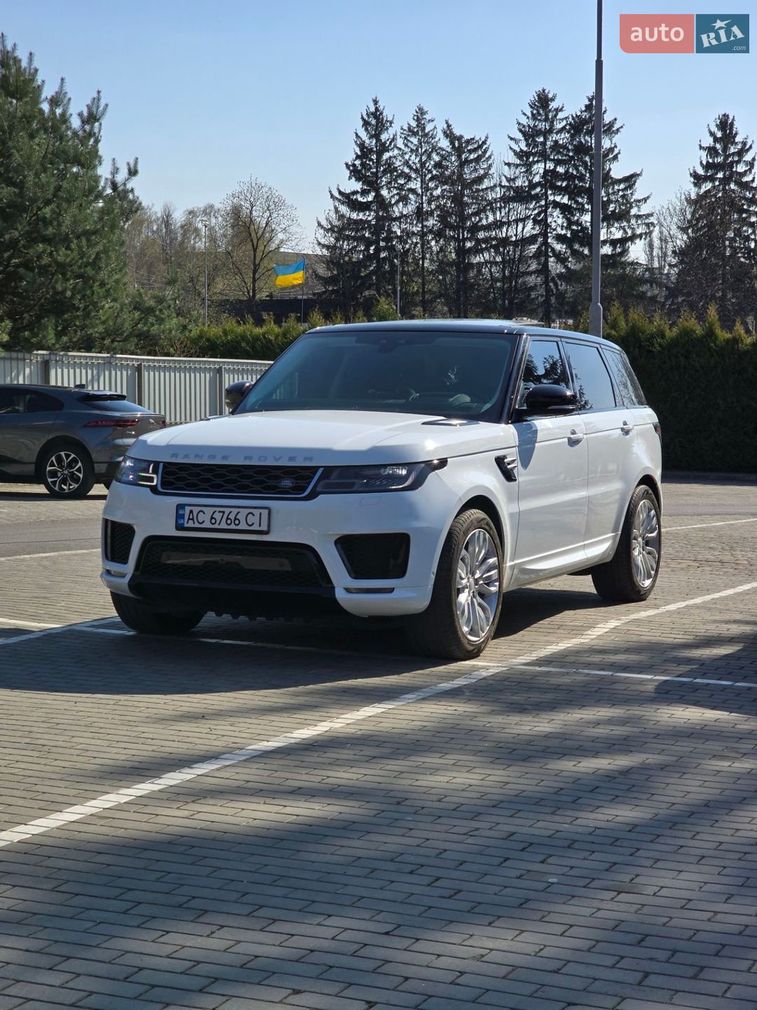 Land Rover Range Rover Sport 2020 VIN SALWR2SU1LA739980 фото оголошення 10 з 26