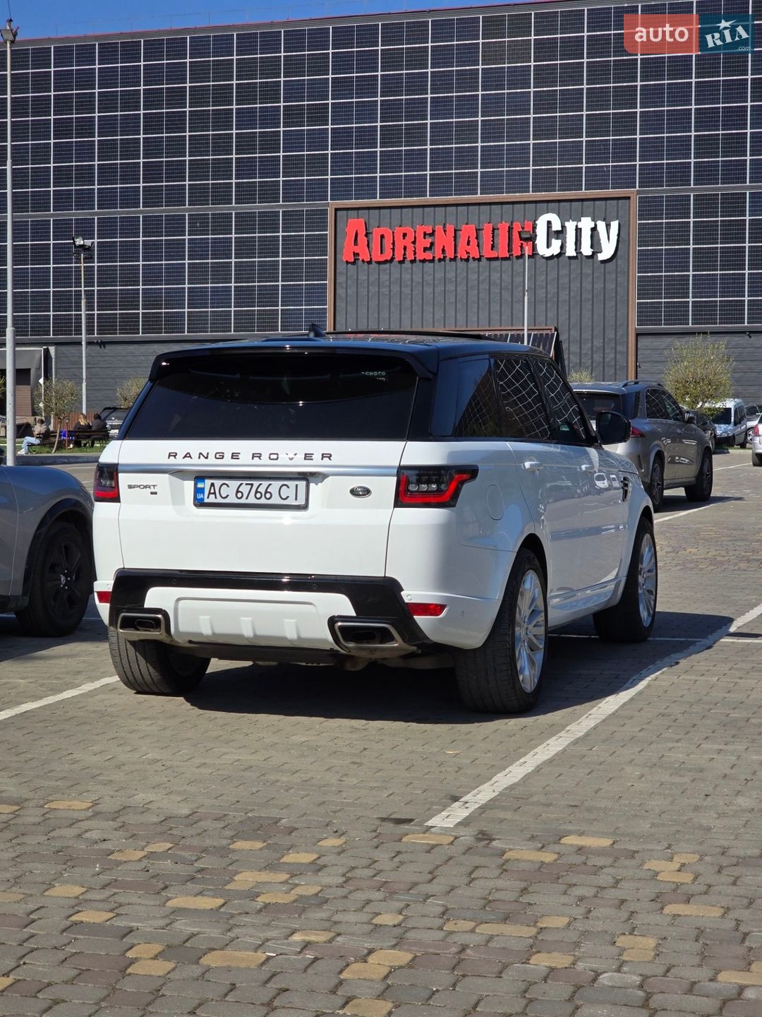 Land Rover Range Rover Sport 2020 VIN SALWR2SU1LA739980 фото оголошення 6 з 26