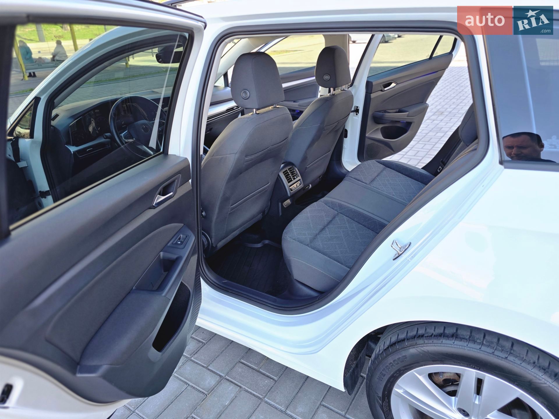 Volkswagen Golf 2020 VIN WVWZZZCDZMW503442 фото оголошення 5 з 51