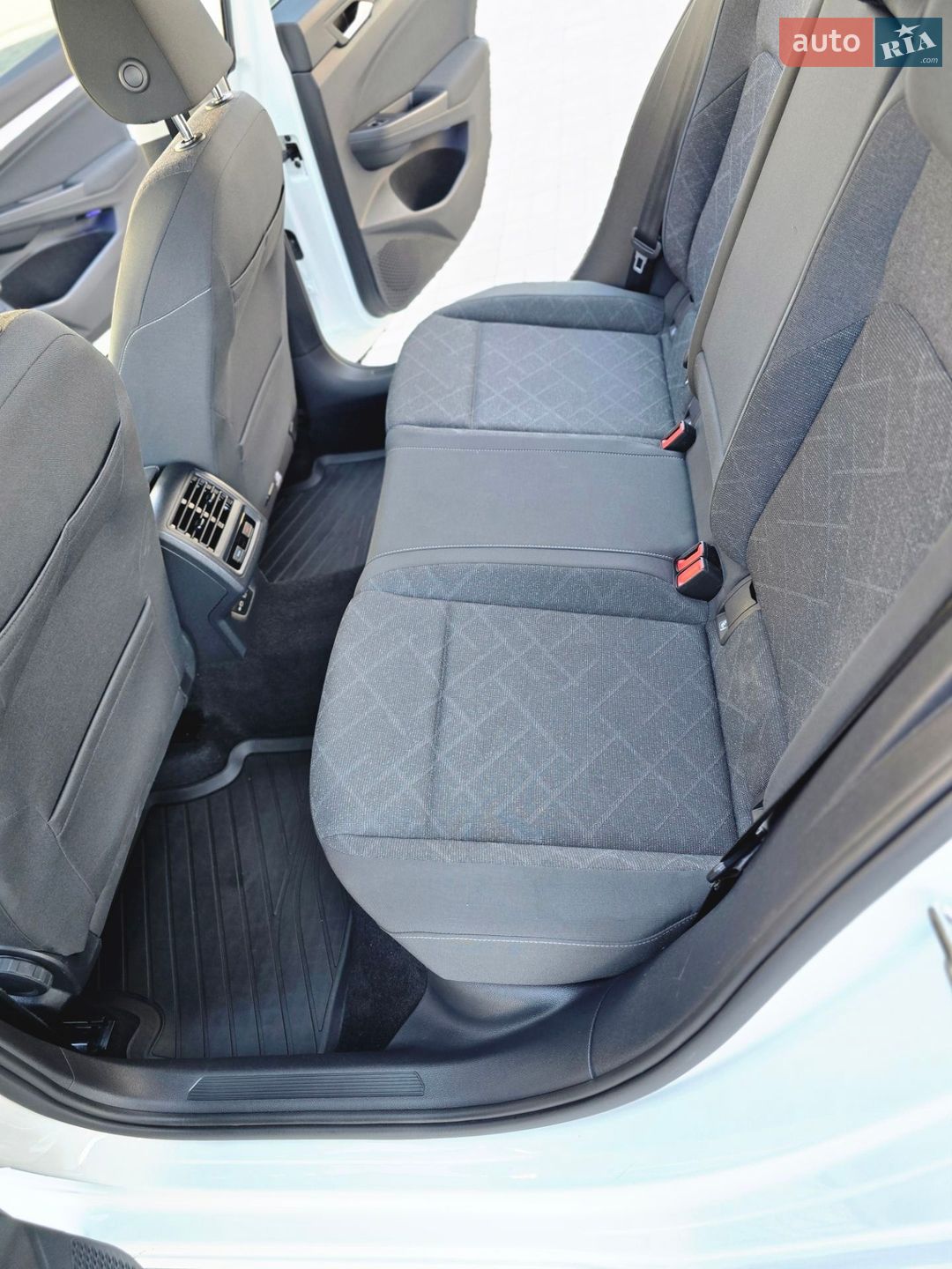 Volkswagen Golf 2020 VIN WVWZZZCDZMW503442 фото оголошення 6 з 51