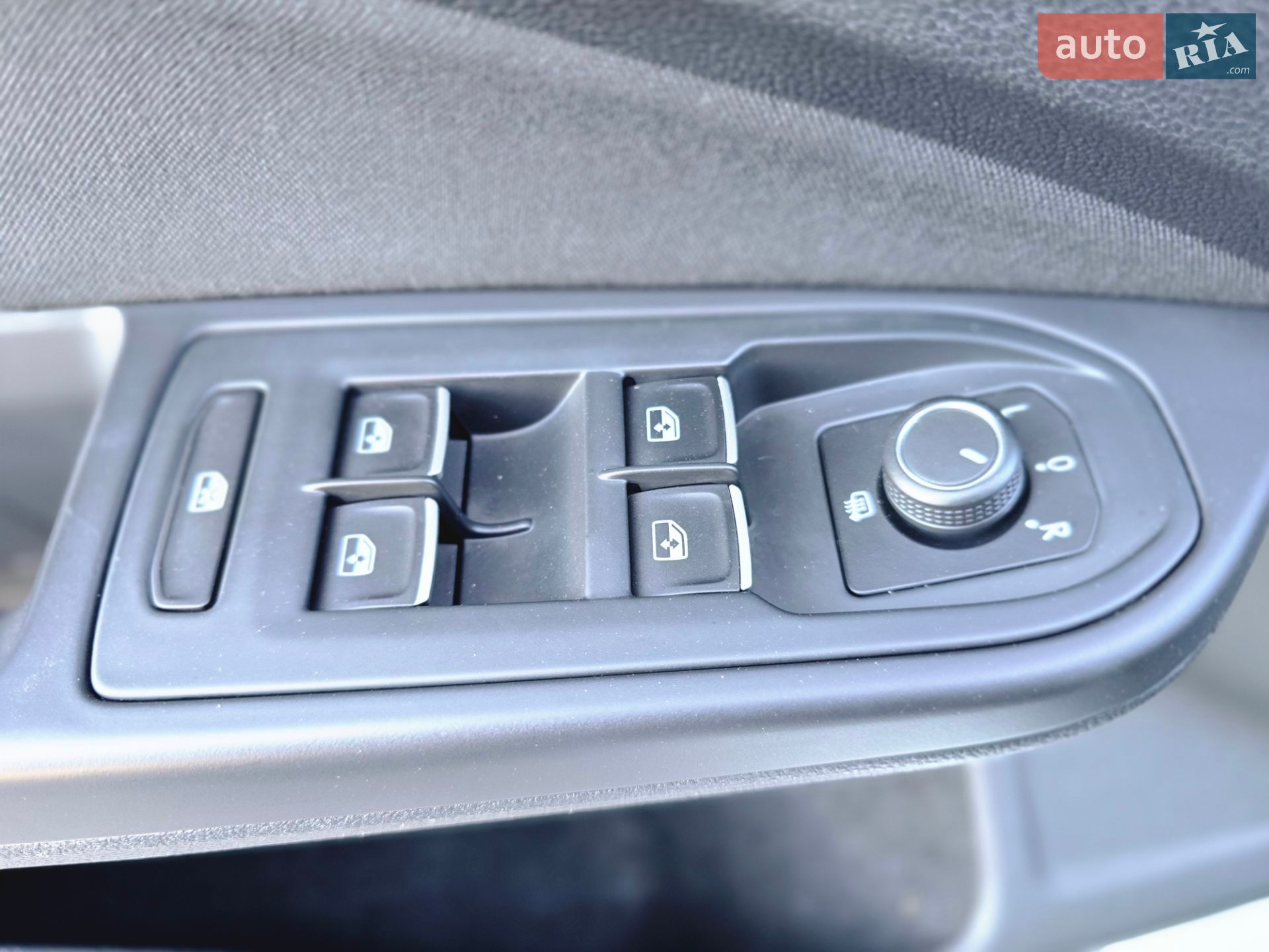 Volkswagen Golf 2020 VIN WVWZZZCDZMW503442 фото оголошення 21 з 51