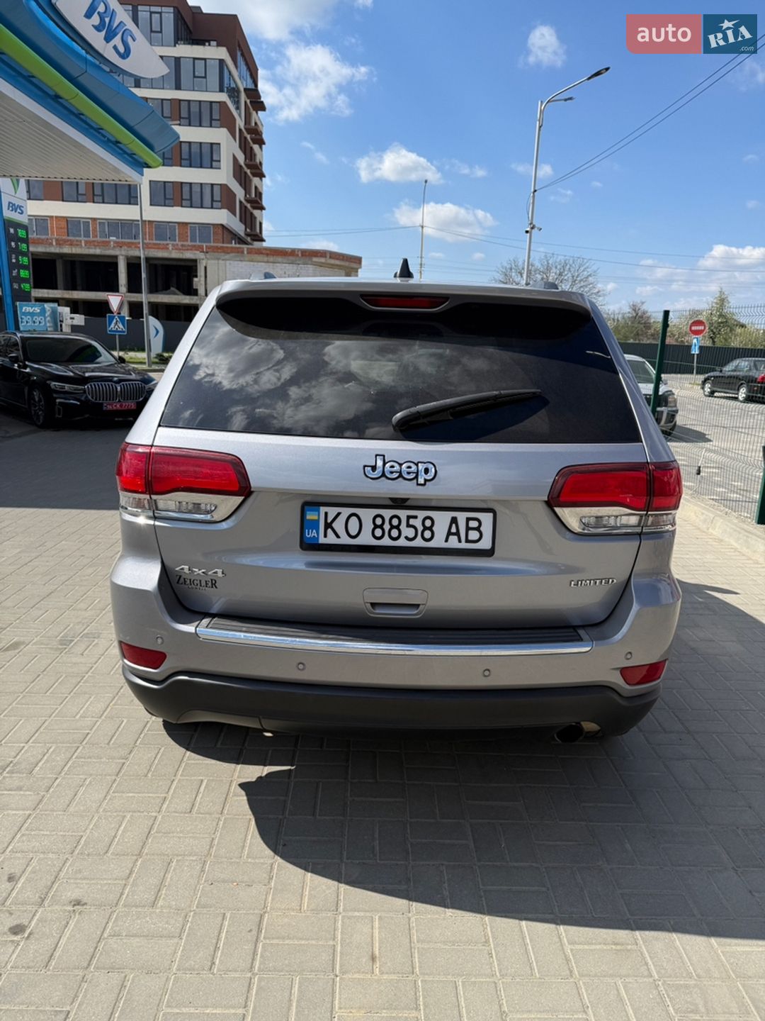 Jeep Grand Cherokee 2021 VIN 1C4RJFBG3MC665724 фото оголошення 5 з 16