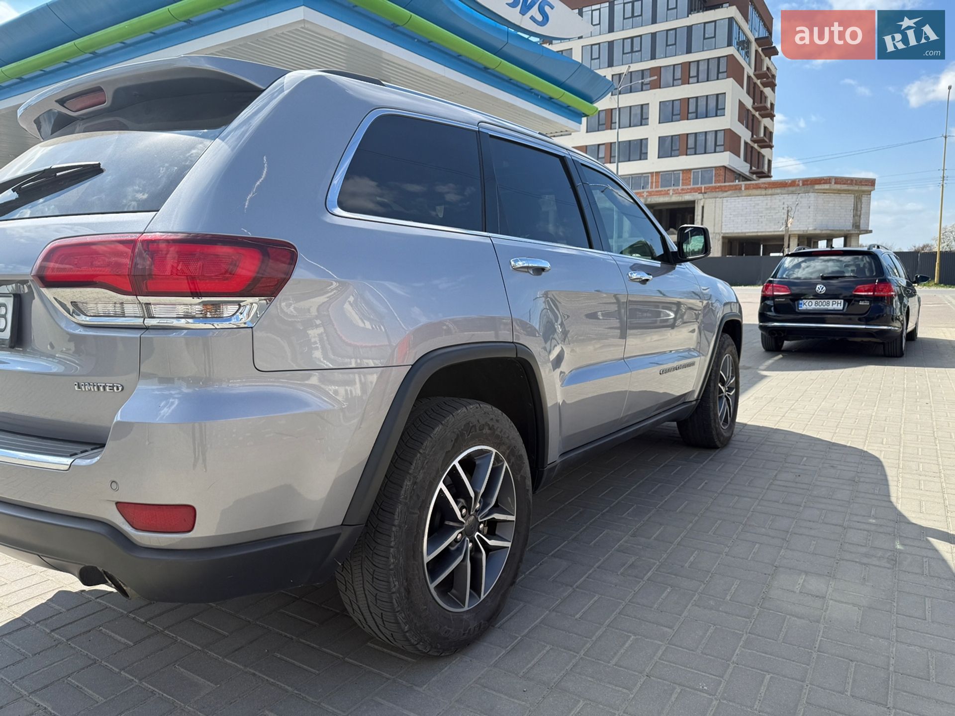 Jeep Grand Cherokee 2021 VIN 1C4RJFBG3MC665724 фото оголошення 13 з 16