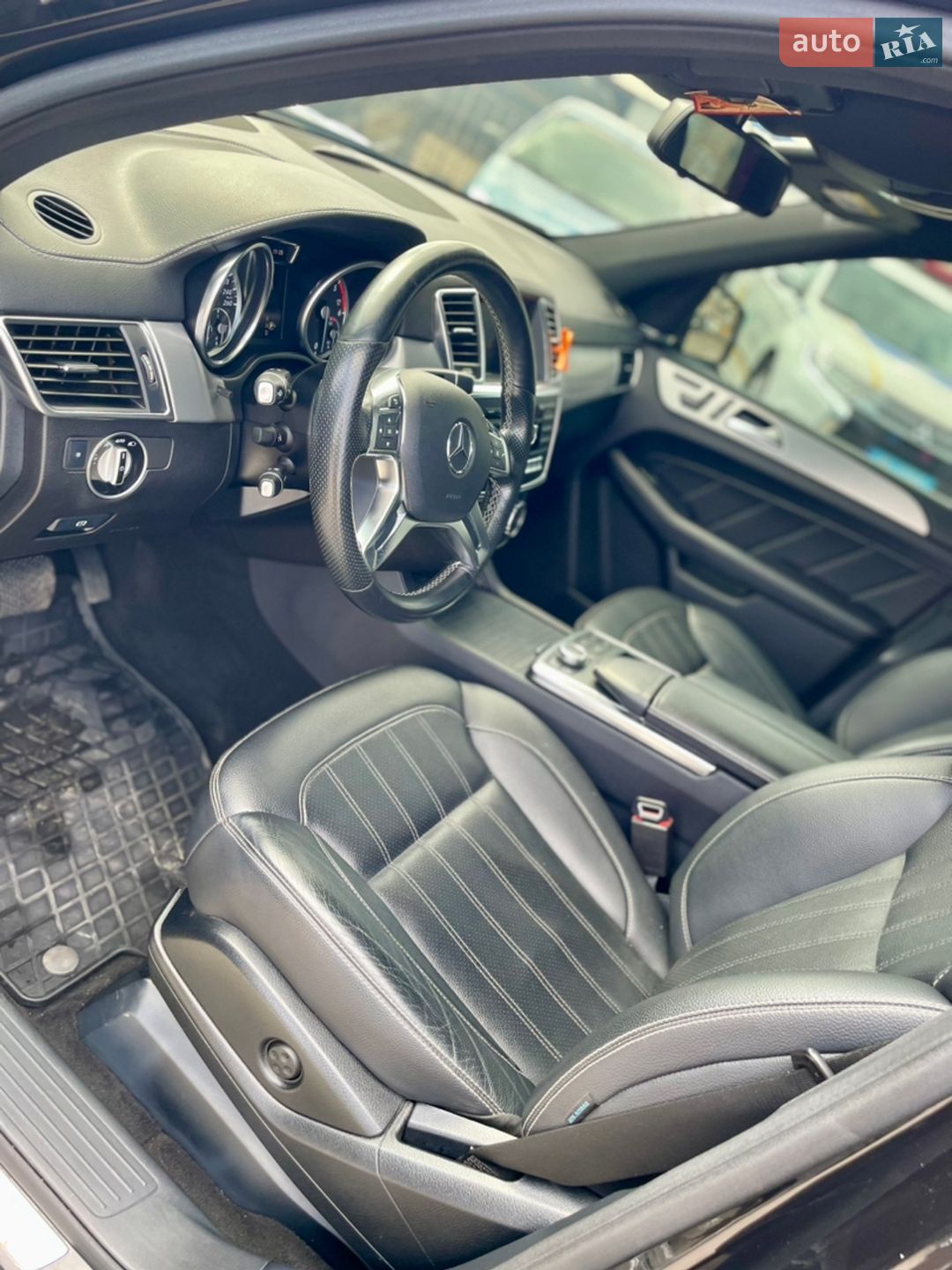 Mercedes-Benz GL-Class 2015 VIN WDC1668241A635853 фото оголошення 17 з 41
