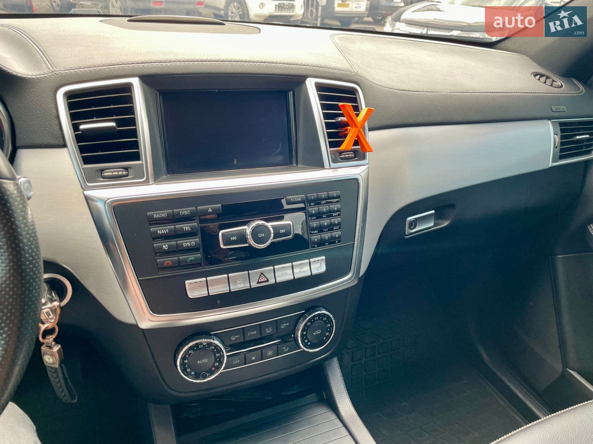 Mercedes-Benz GL-Class 2015 VIN WDC1668241A635853 фото оголошення 25 з 41