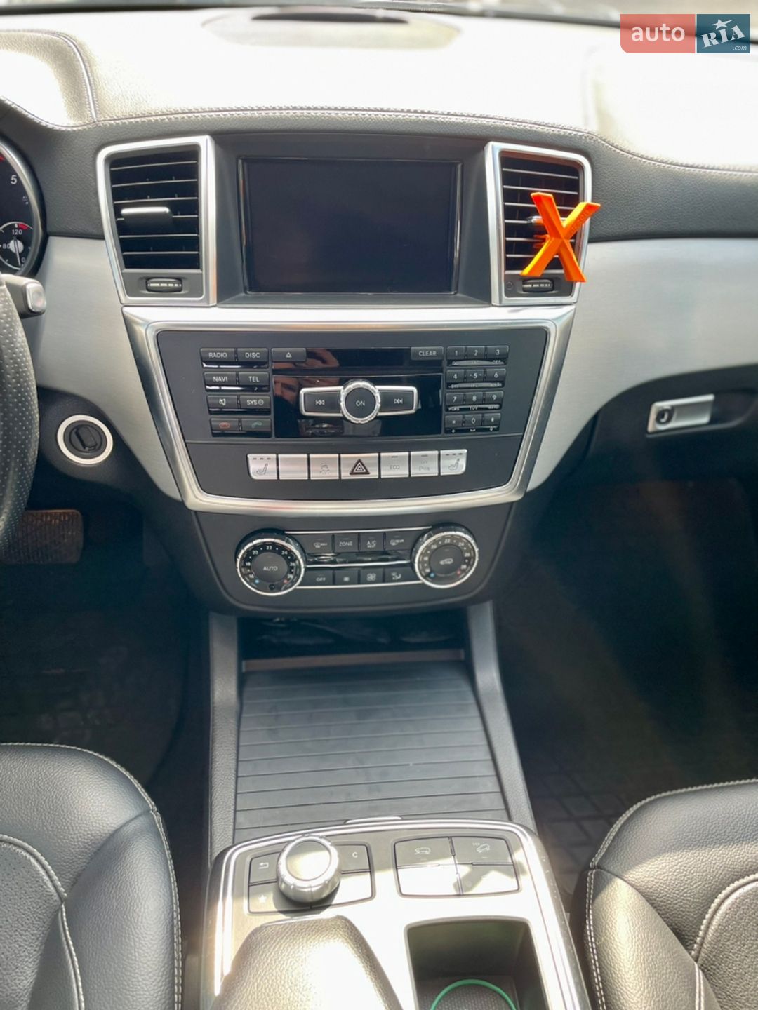Mercedes-Benz GL-Class 2015 VIN WDC1668241A635853 фото оголошення 28 з 41