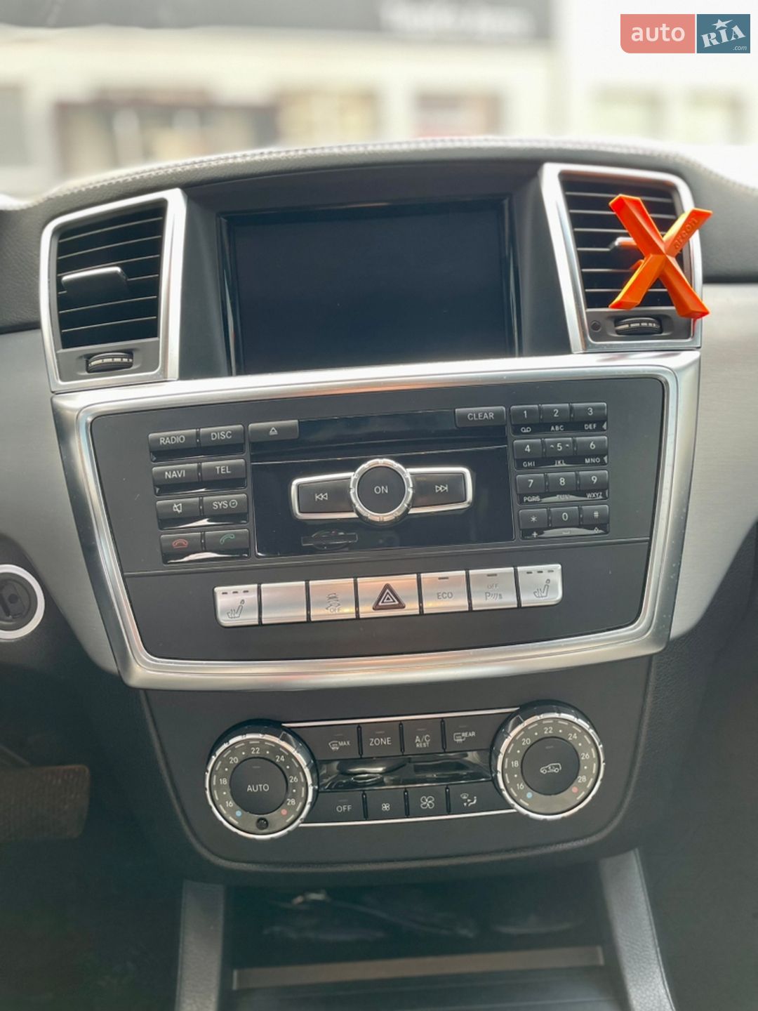 Mercedes-Benz GL-Class 2015 VIN WDC1668241A635853 фото оголошення 29 з 41