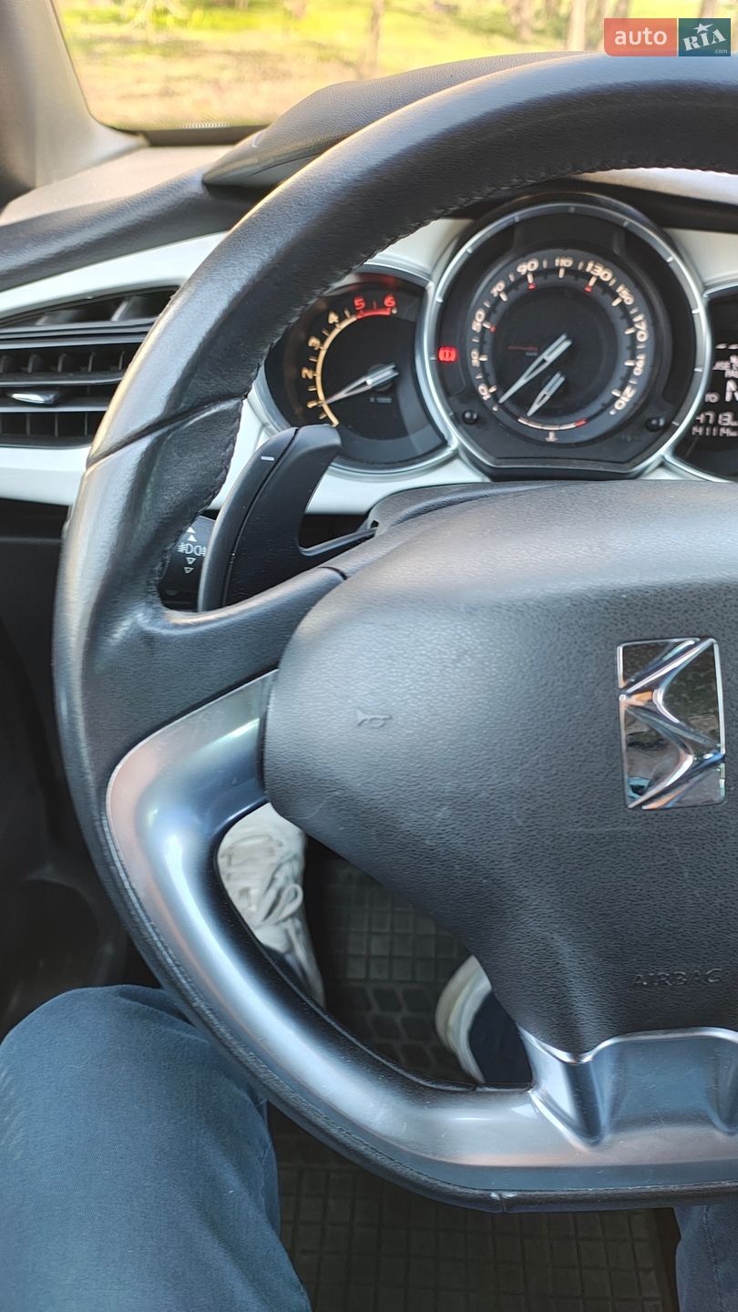 Citroen DS3 2015 VIN VF7SA9HP8FW544911 фото оголошення 14 з 46
