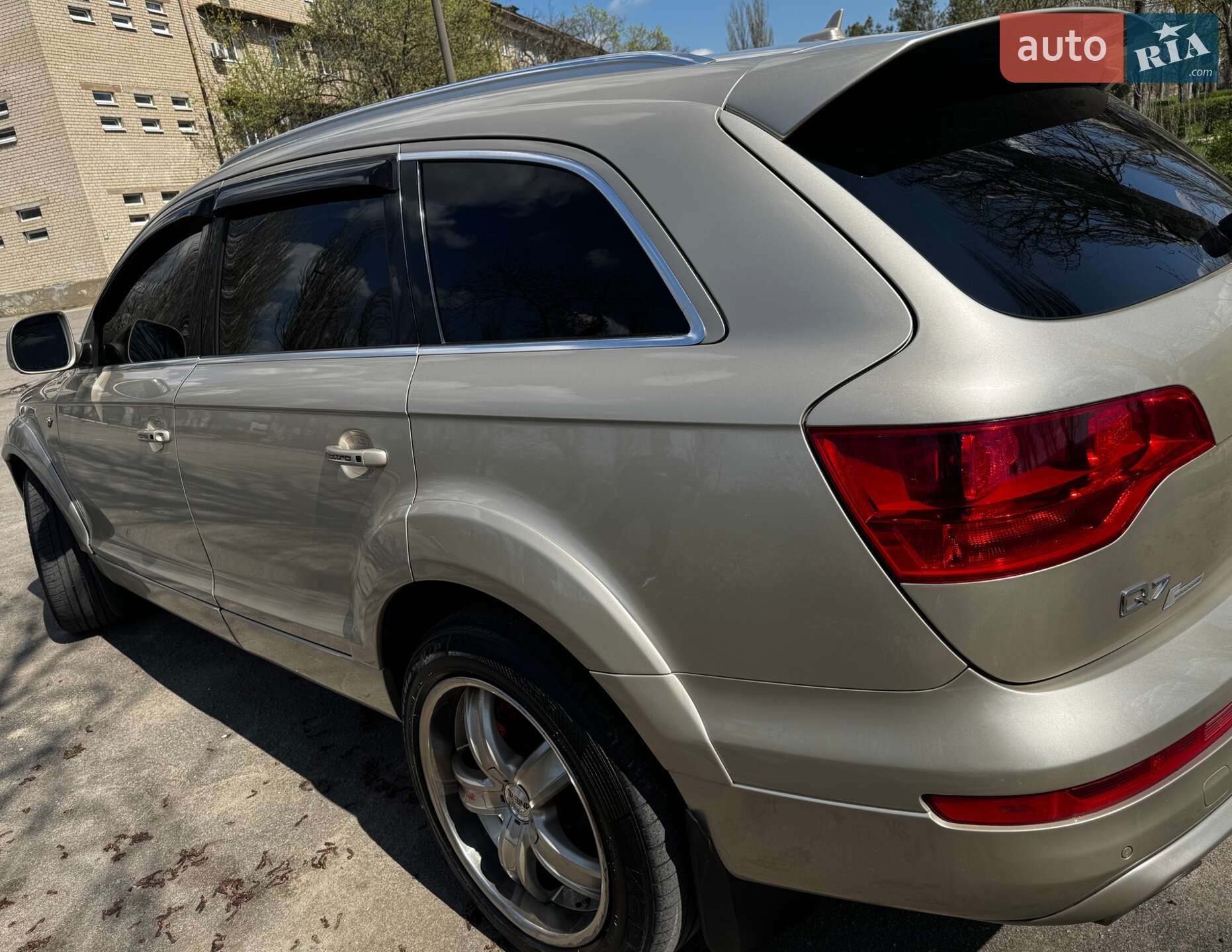 Audi Q7 2006 VIN WA1BV94L17D025702 фото оголошення 3 з 31